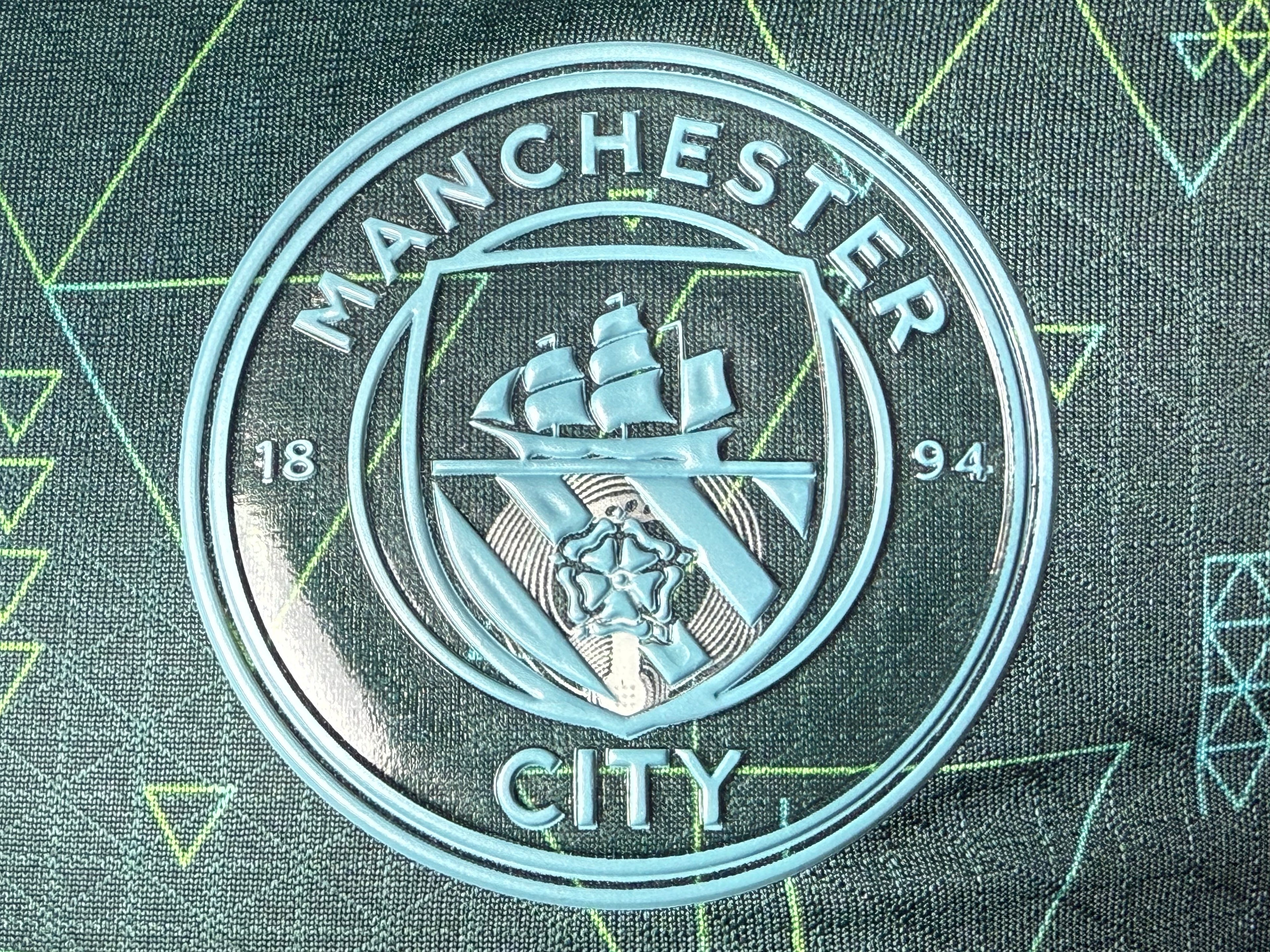 25-26曼城三客玩家版本