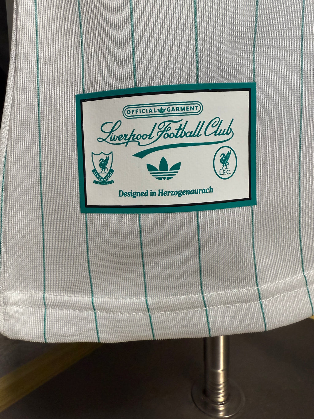 25-26LWP复古款三叶白玩家版本