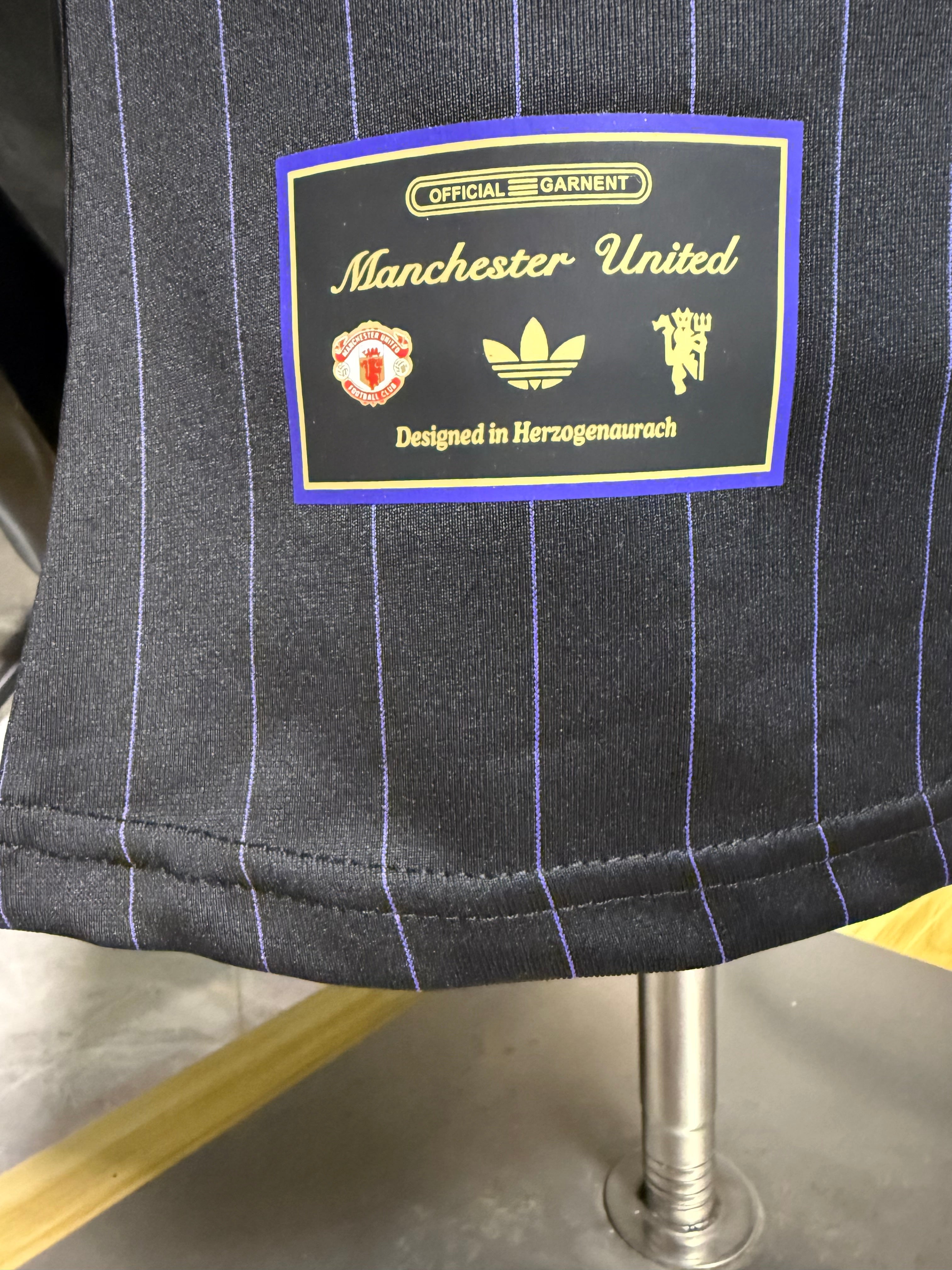 25-26曼联复古款三叶黑玩家版本