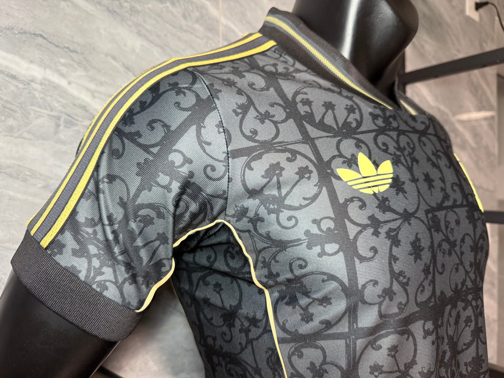 25-26利物浦复古款绿藤草玩家版本