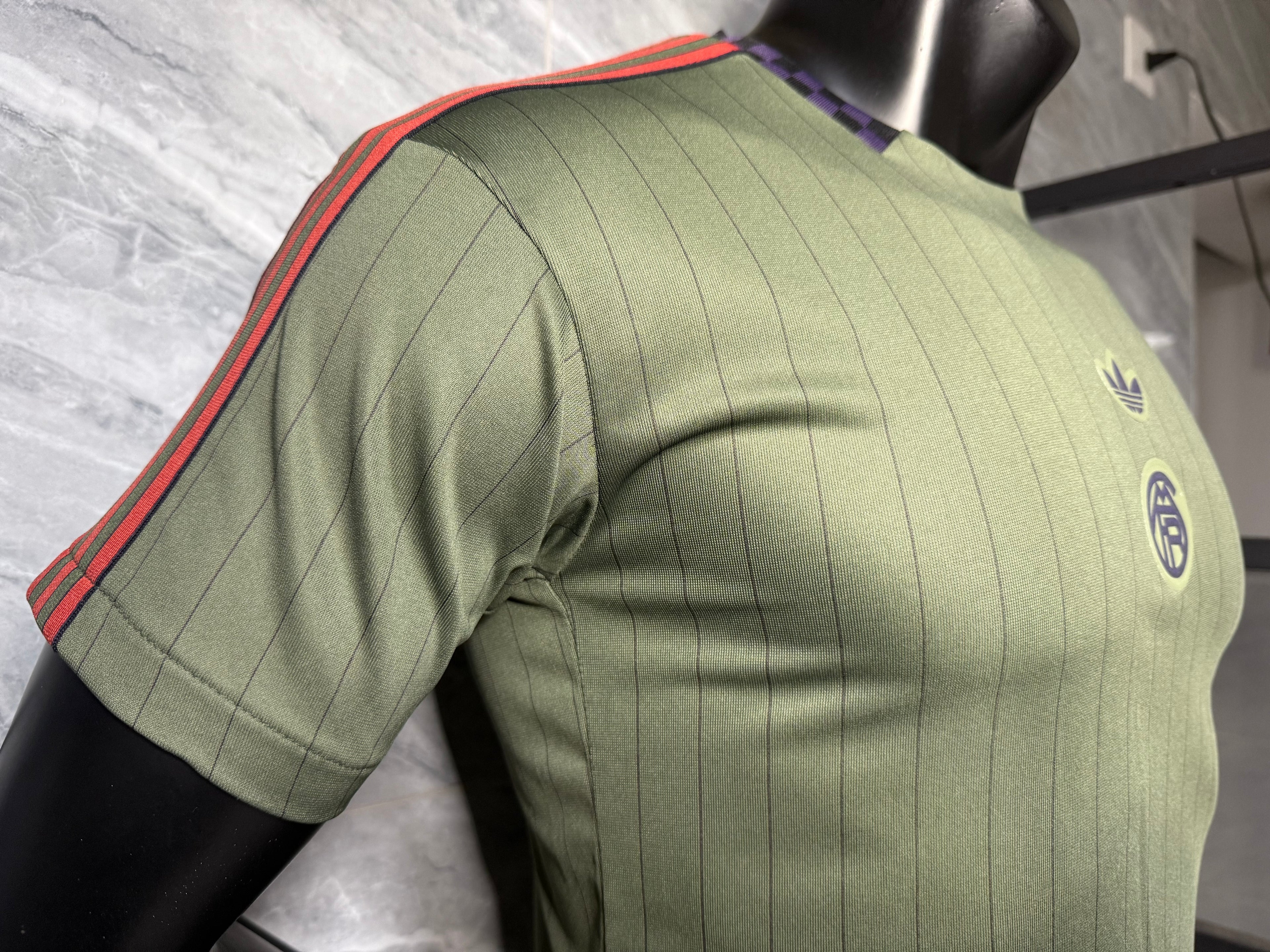 25-26拜仁复古款三叶抺茶绿玩家版本