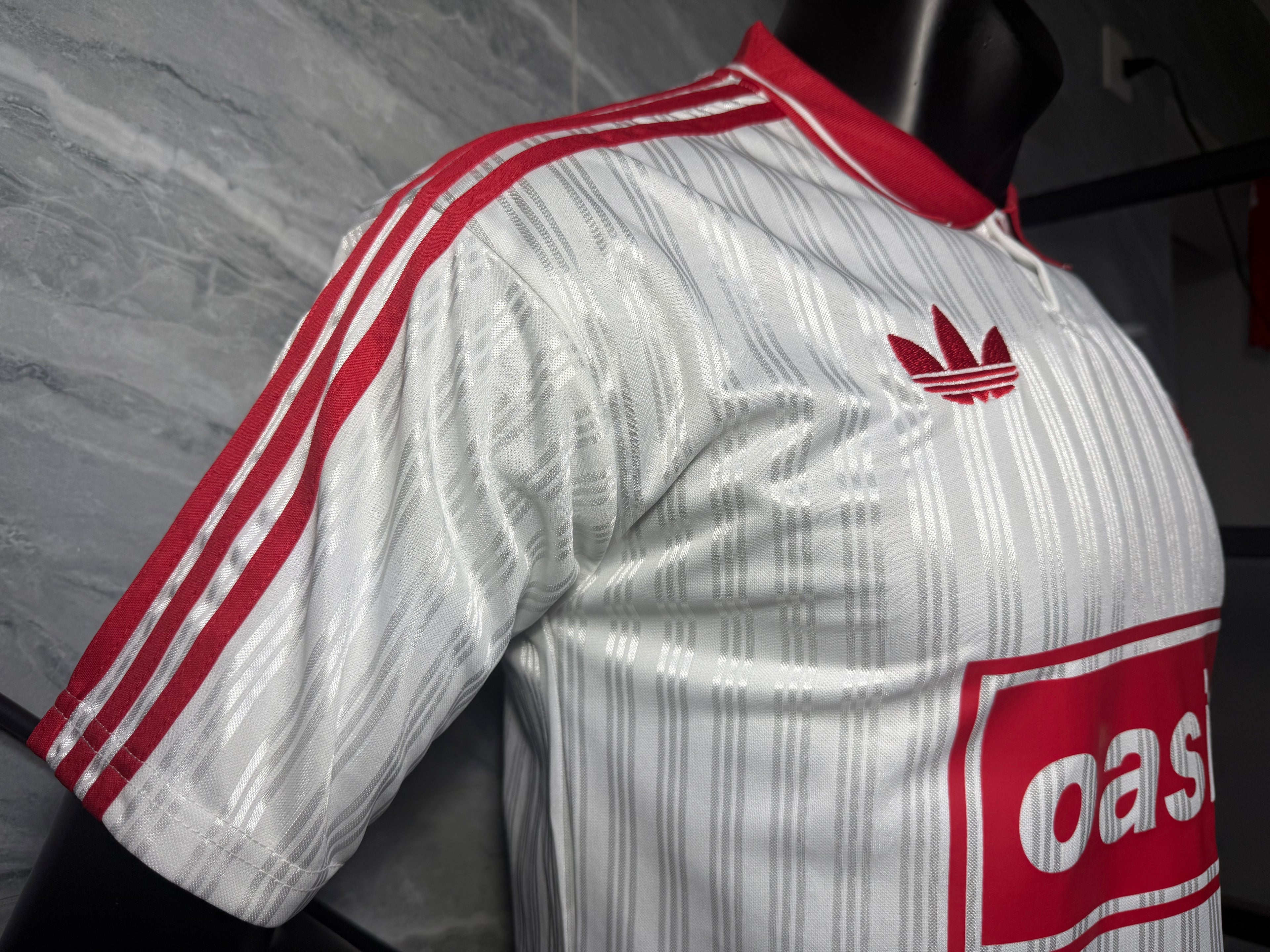 25-26绿洲Oasis乐队25周年纪念联名款白红玩家版本