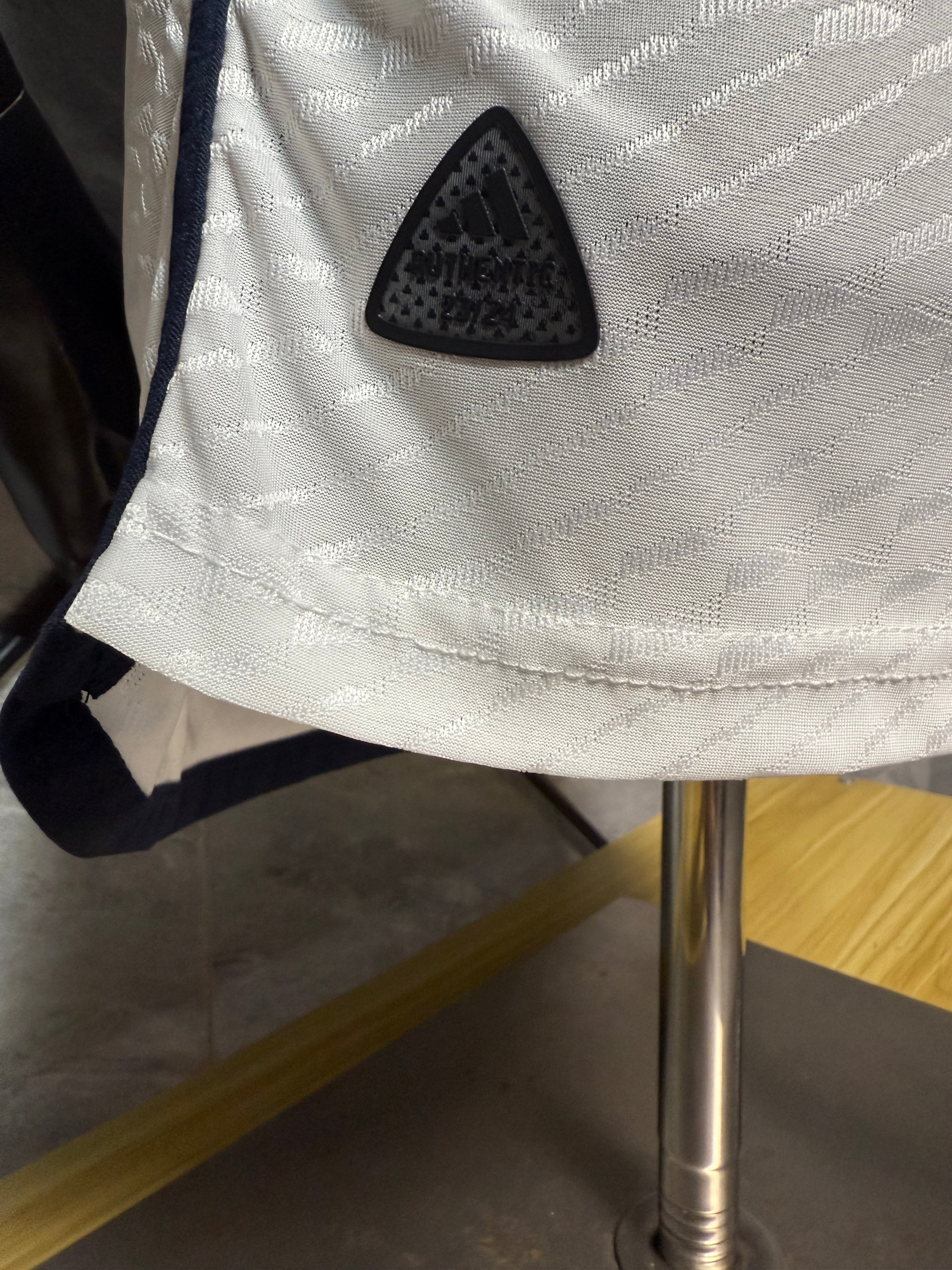 23-24皇马主场玩家版本