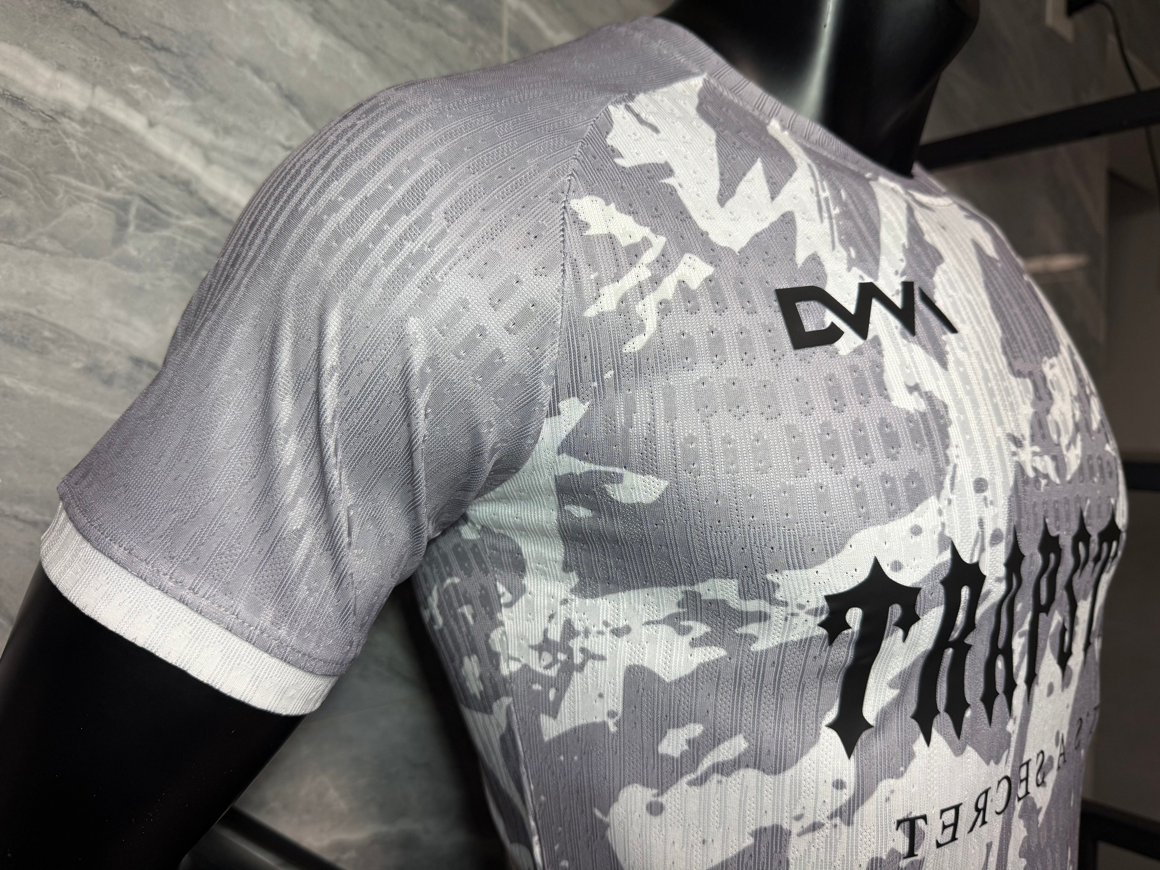 25-26特拉普说唱音乐灰白玩家版本