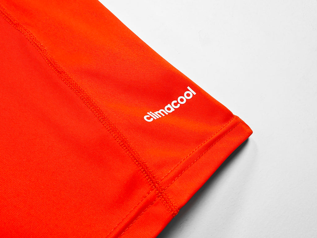 2013-14赛季皇马二客橙色怀旧版本