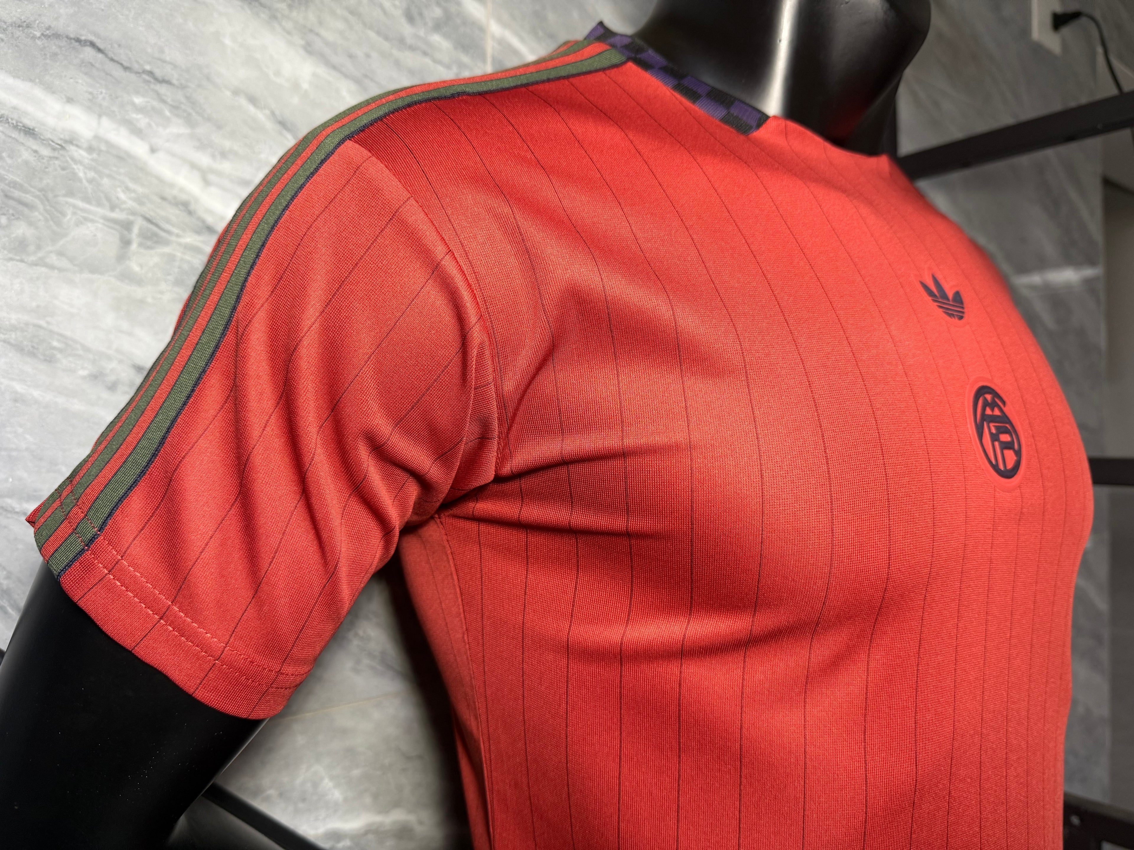 25-26拜仁复古款三叶红玩家版本