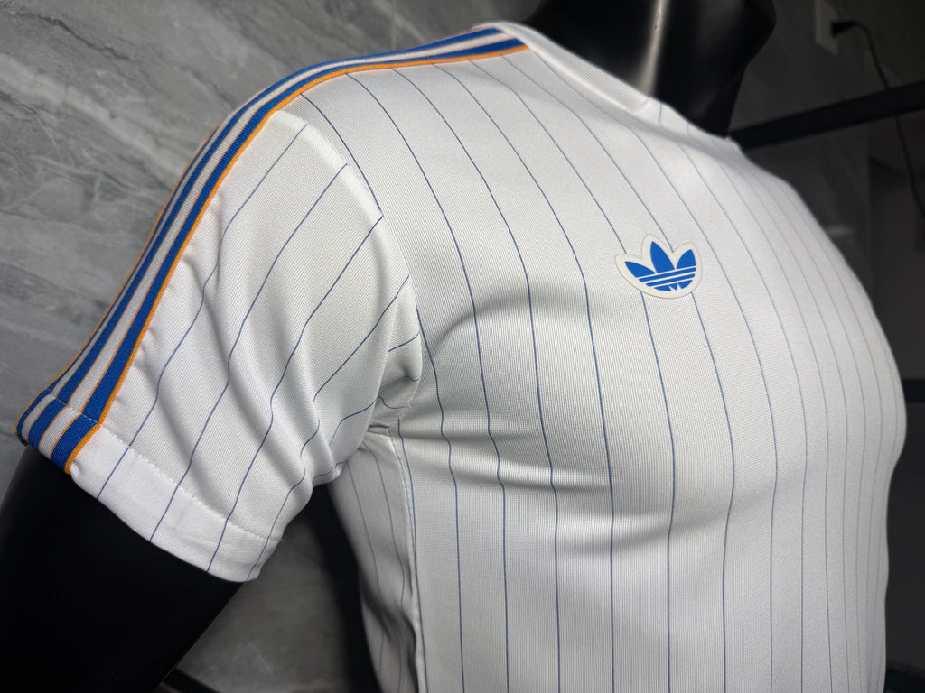 25-26皇马复古款三叶白玩家版本