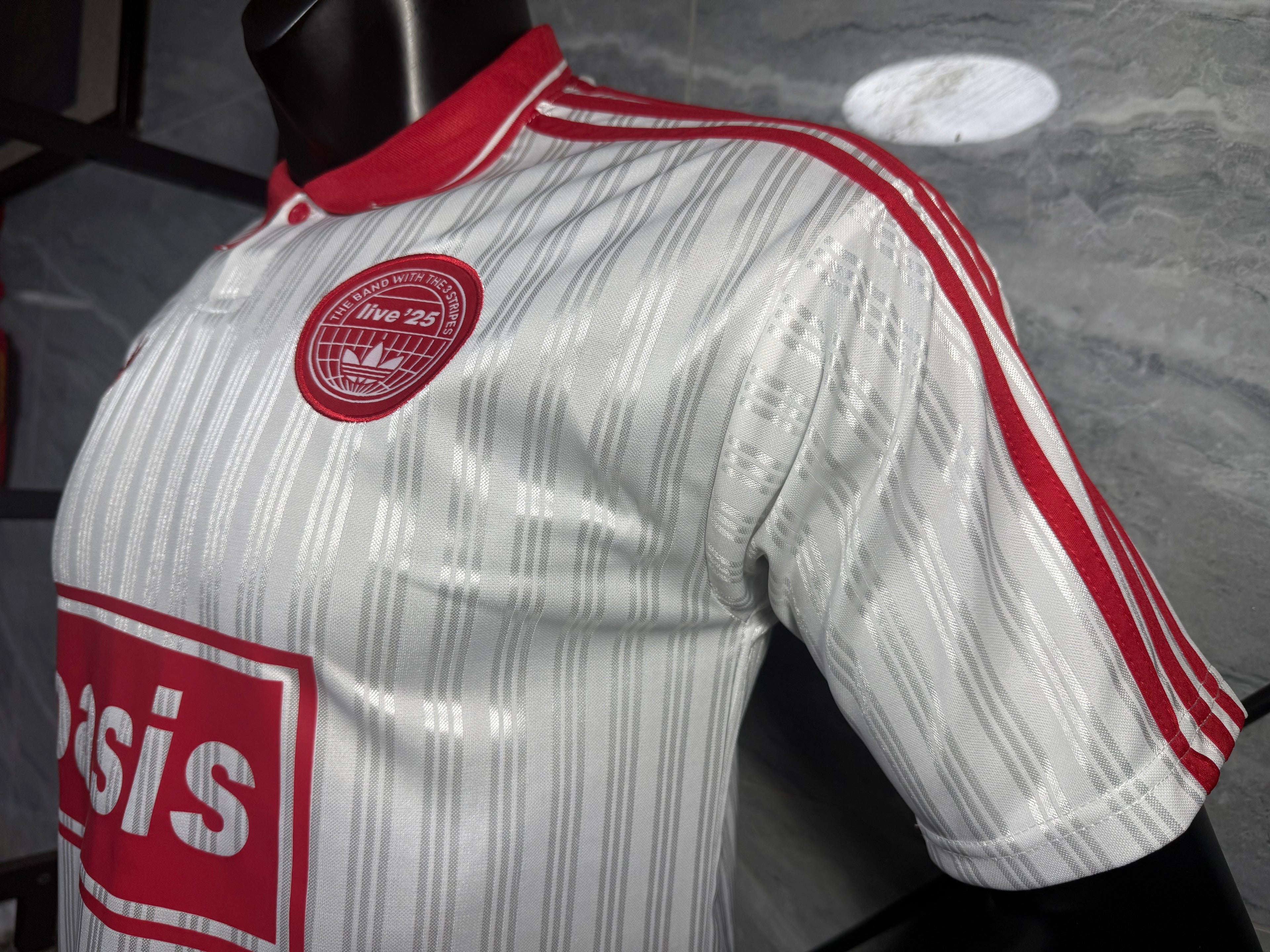 25-26绿洲Oasis乐队25周年纪念联名款白红玩家版本