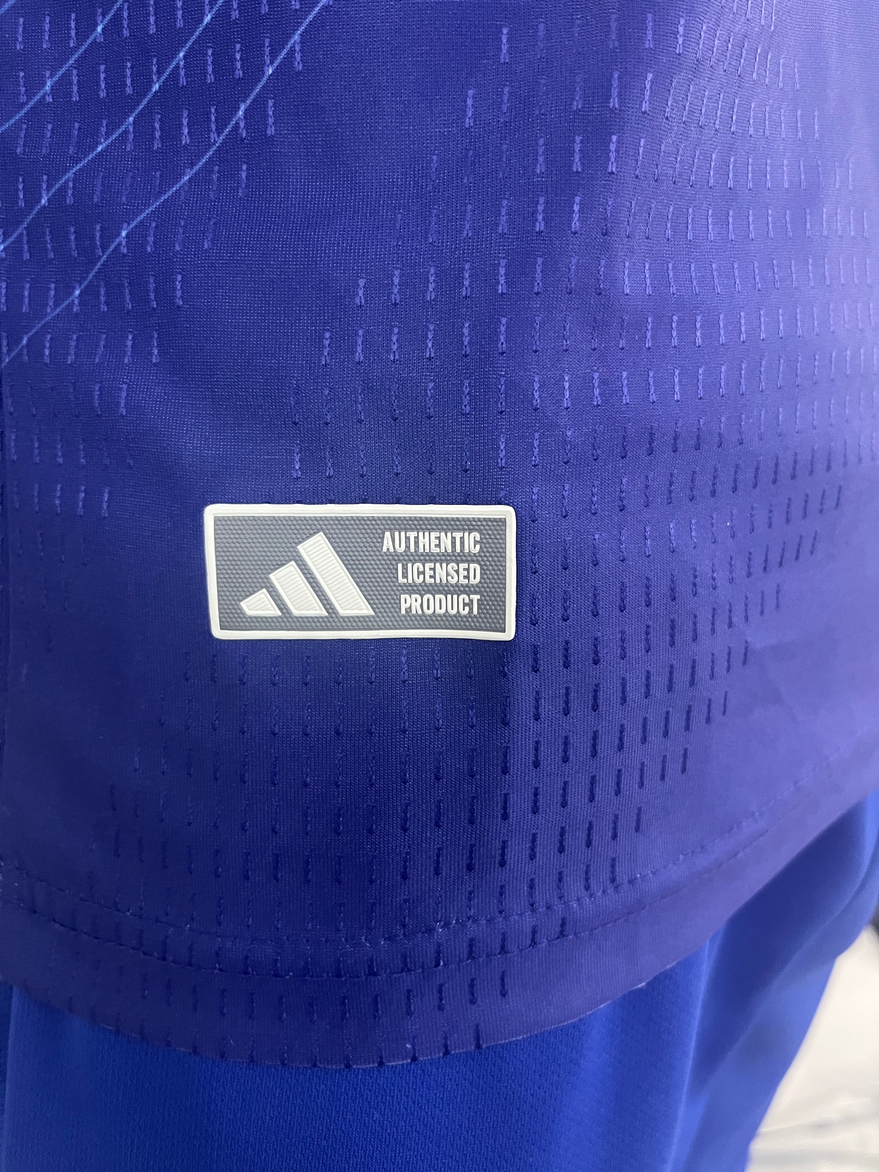 Estadio local de Japón de la Copa Mundial 2026, tallas S-2XL