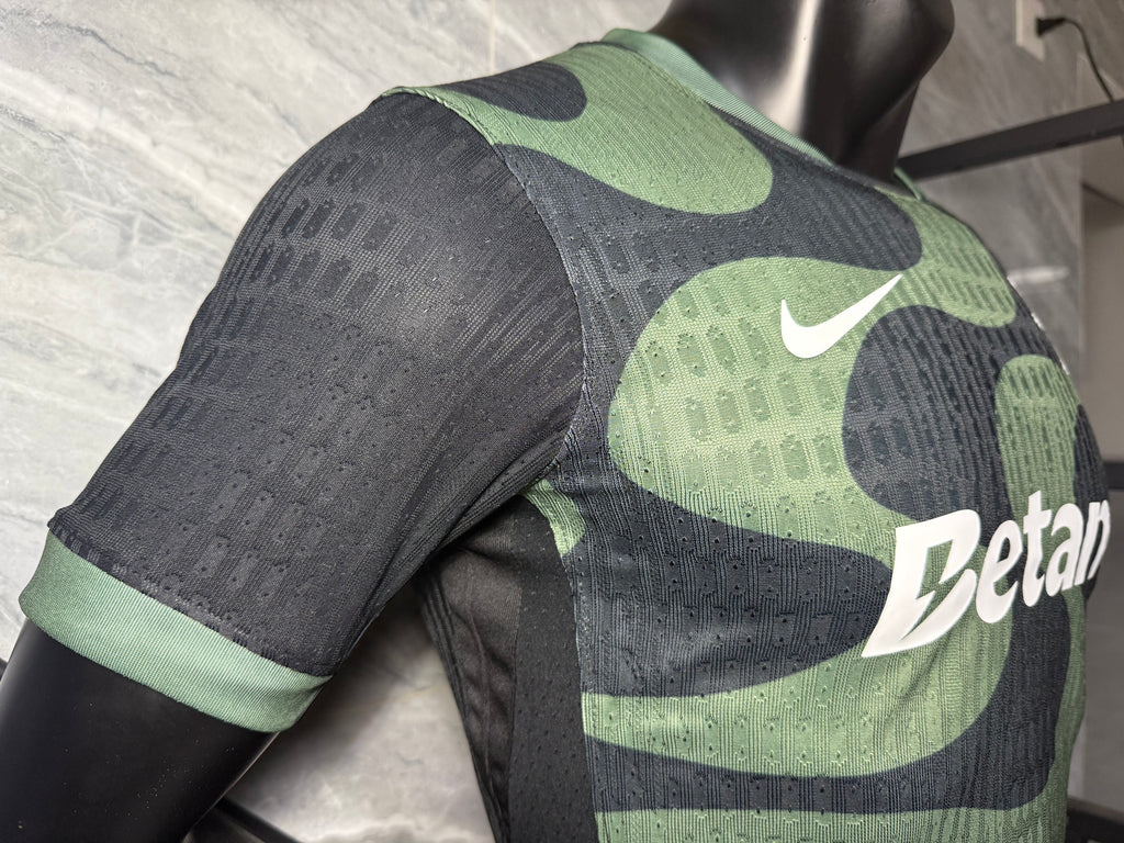 25-26里斯本客场玩家版本