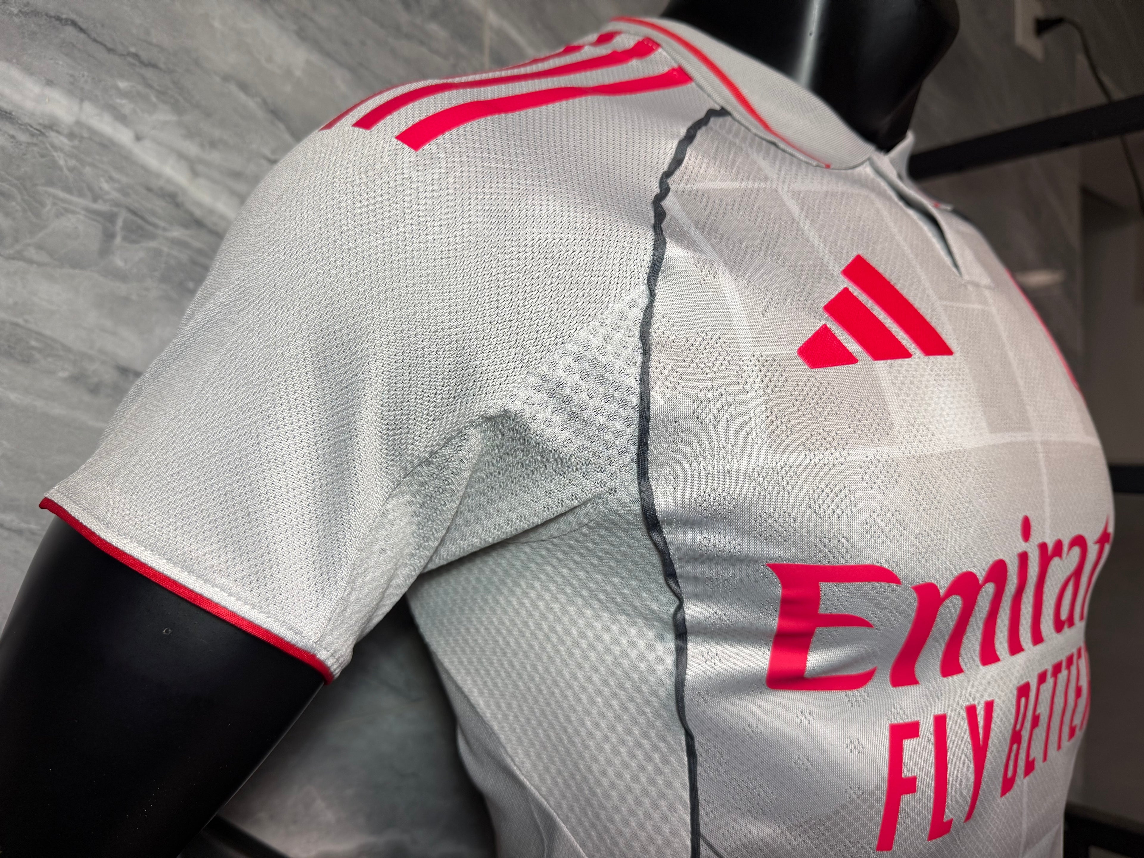 25-26里昂二客玩家版本