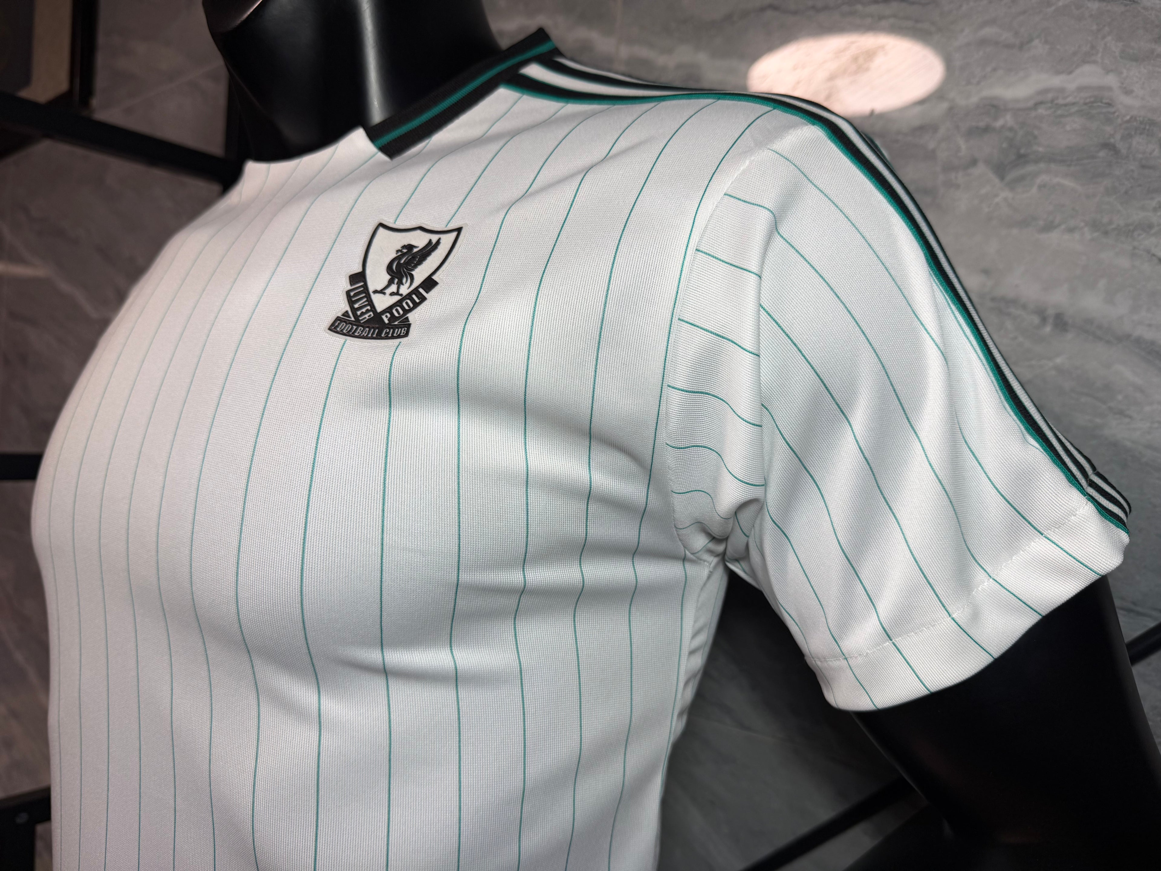 25-26LWP复古款三叶白玩家版本