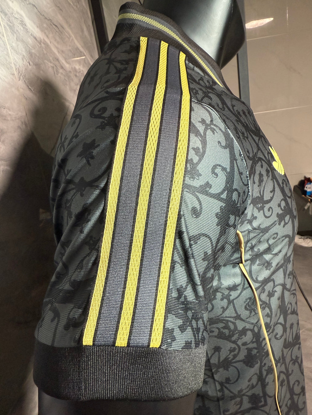 25-26利物浦复古款绿藤草玩家版本