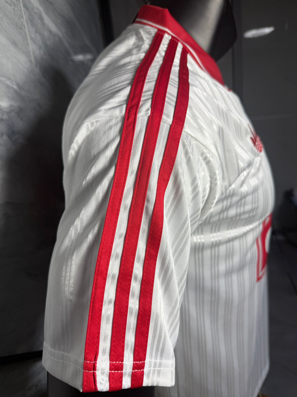 25-26绿洲Oasis乐队25周年纪念联名款白红玩家版本