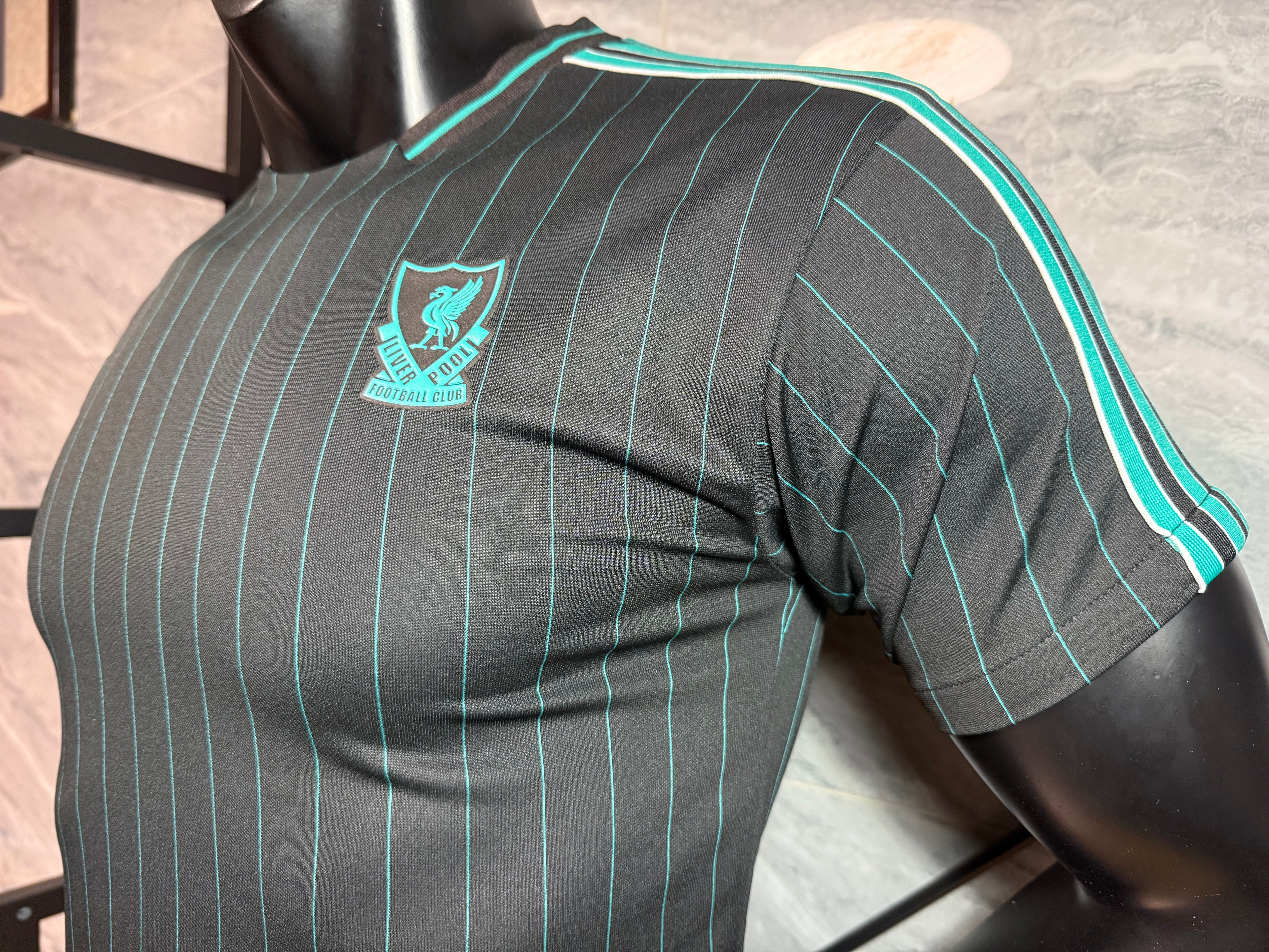 25-26利物浦复古款三叶上青色玩家版本