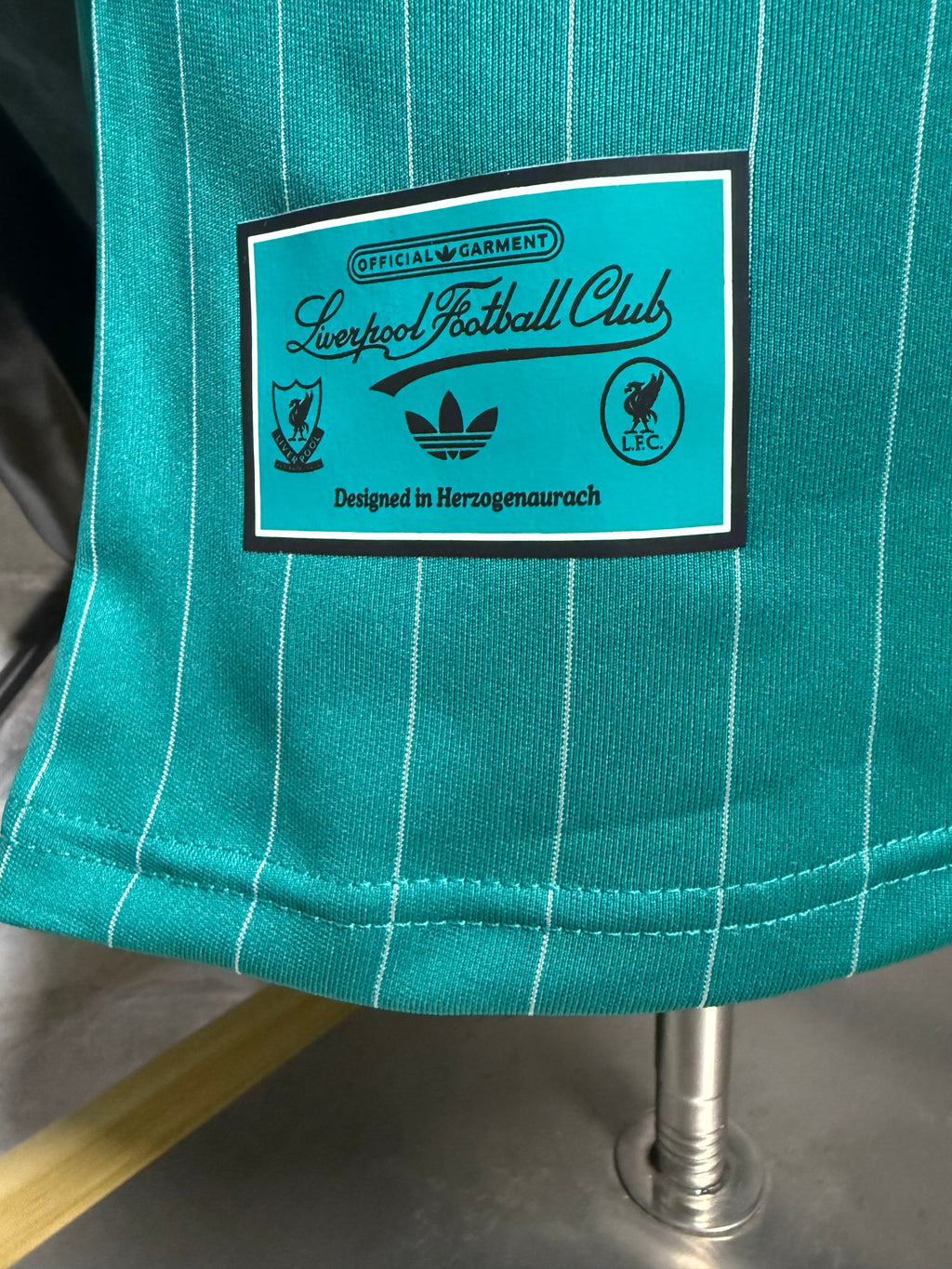 25-26利物浦复古款三叶青草绿玩家版本