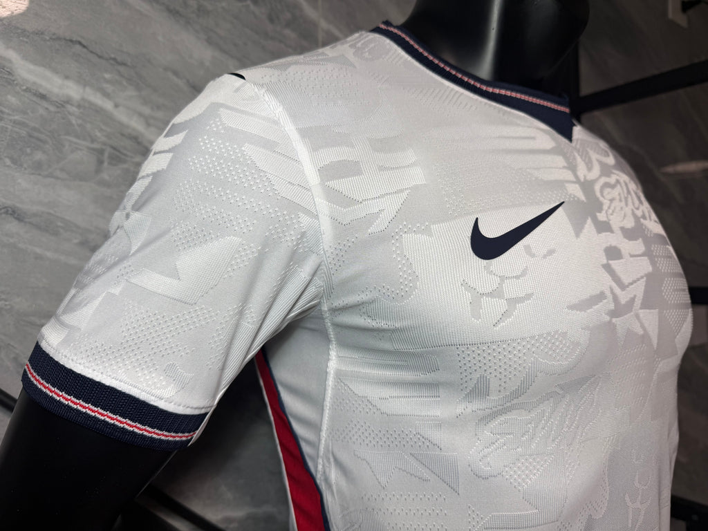 25-26英格兰主场玩家版本