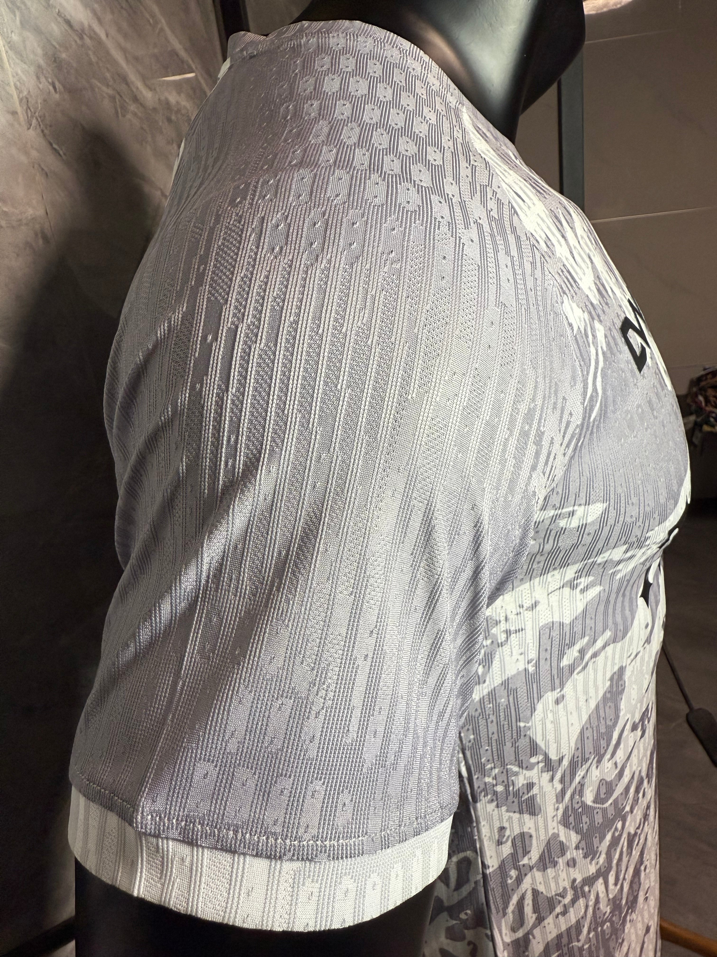 25-26特拉普说唱音乐灰白玩家版本