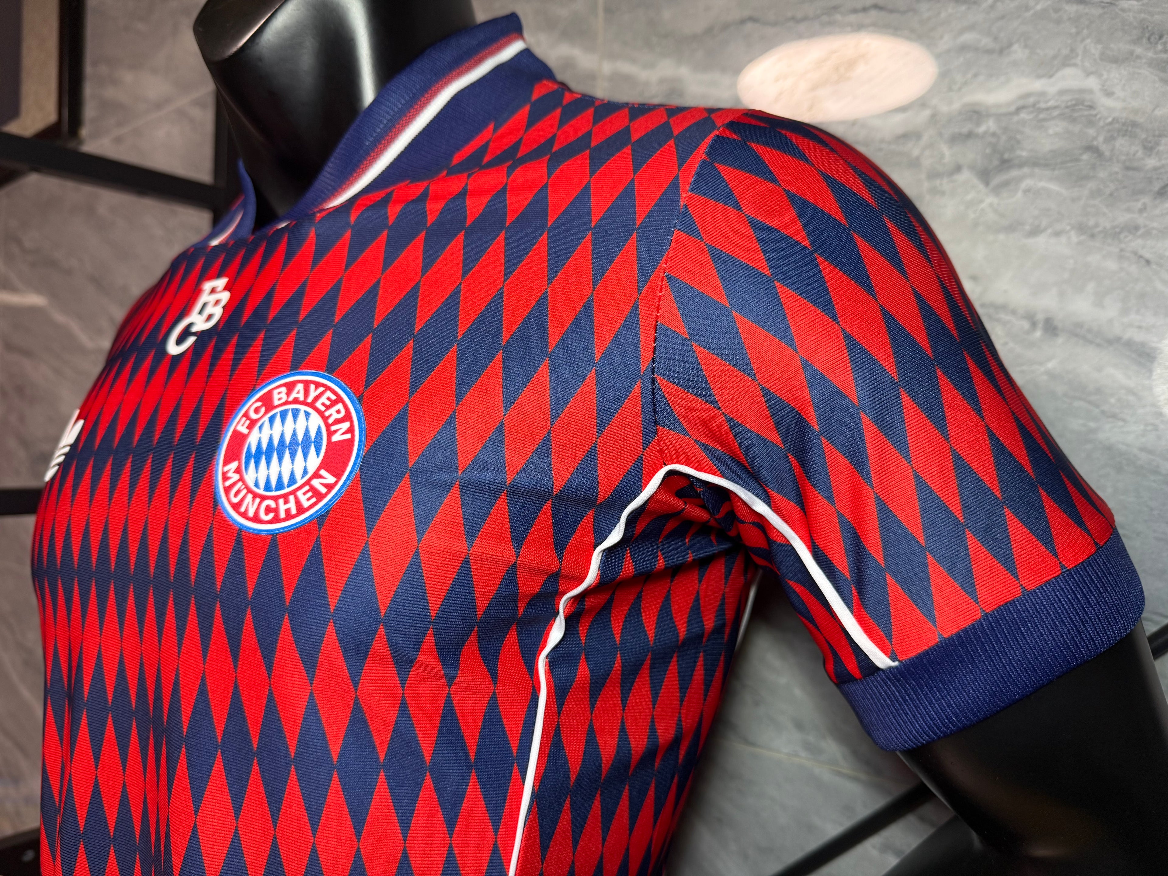 25-26拜仁复古款三叶红FBC