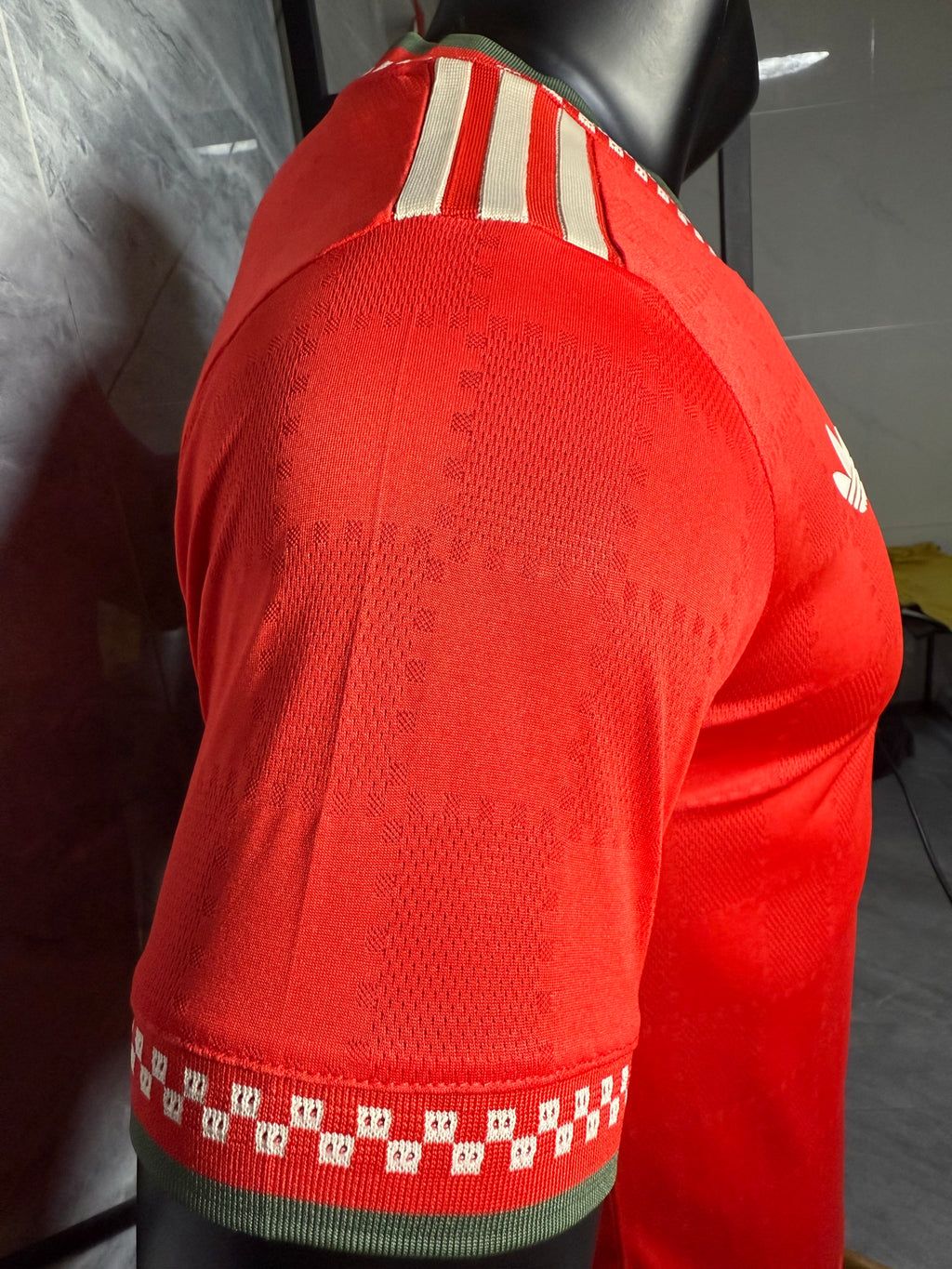 25-26拜仁二客仿真版红玩家版本