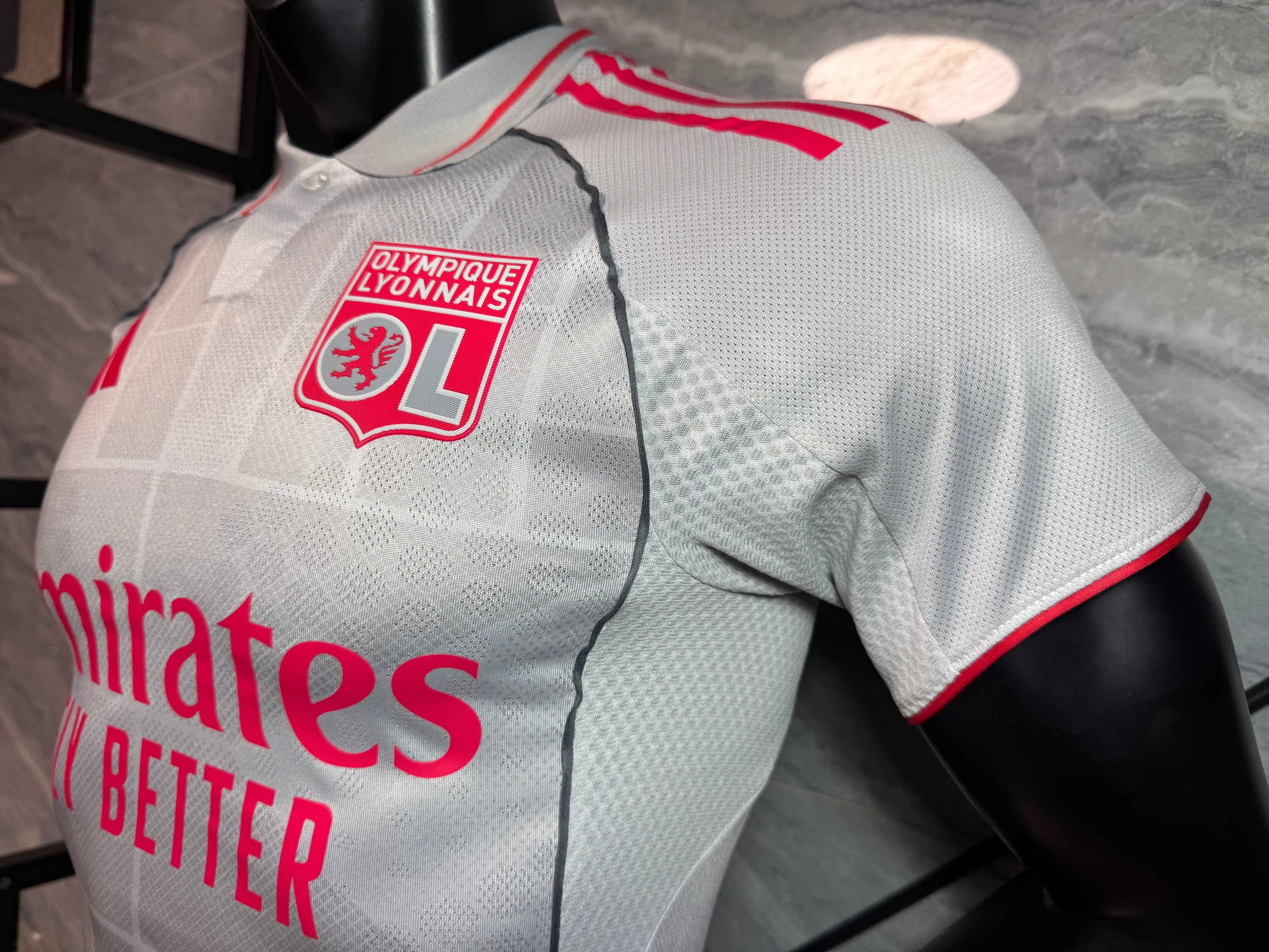 25-26里昂二客玩家版本