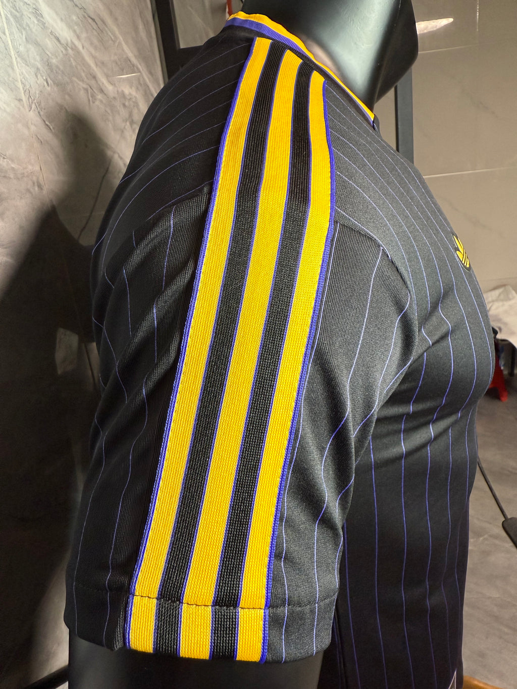 25-26曼联复古款三叶黑玩家版本