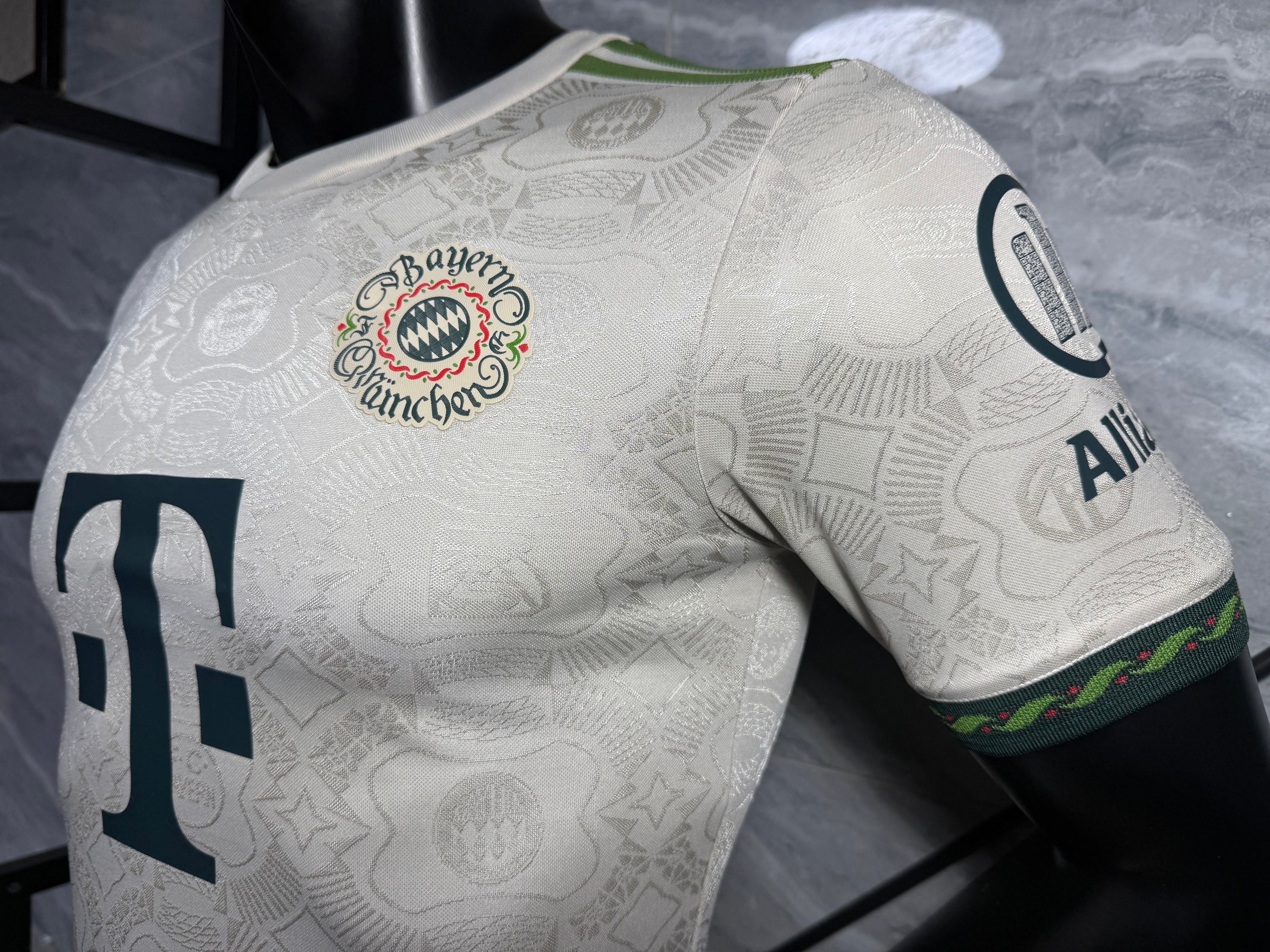 25-26拜仁啤酒节特别版玩家版本