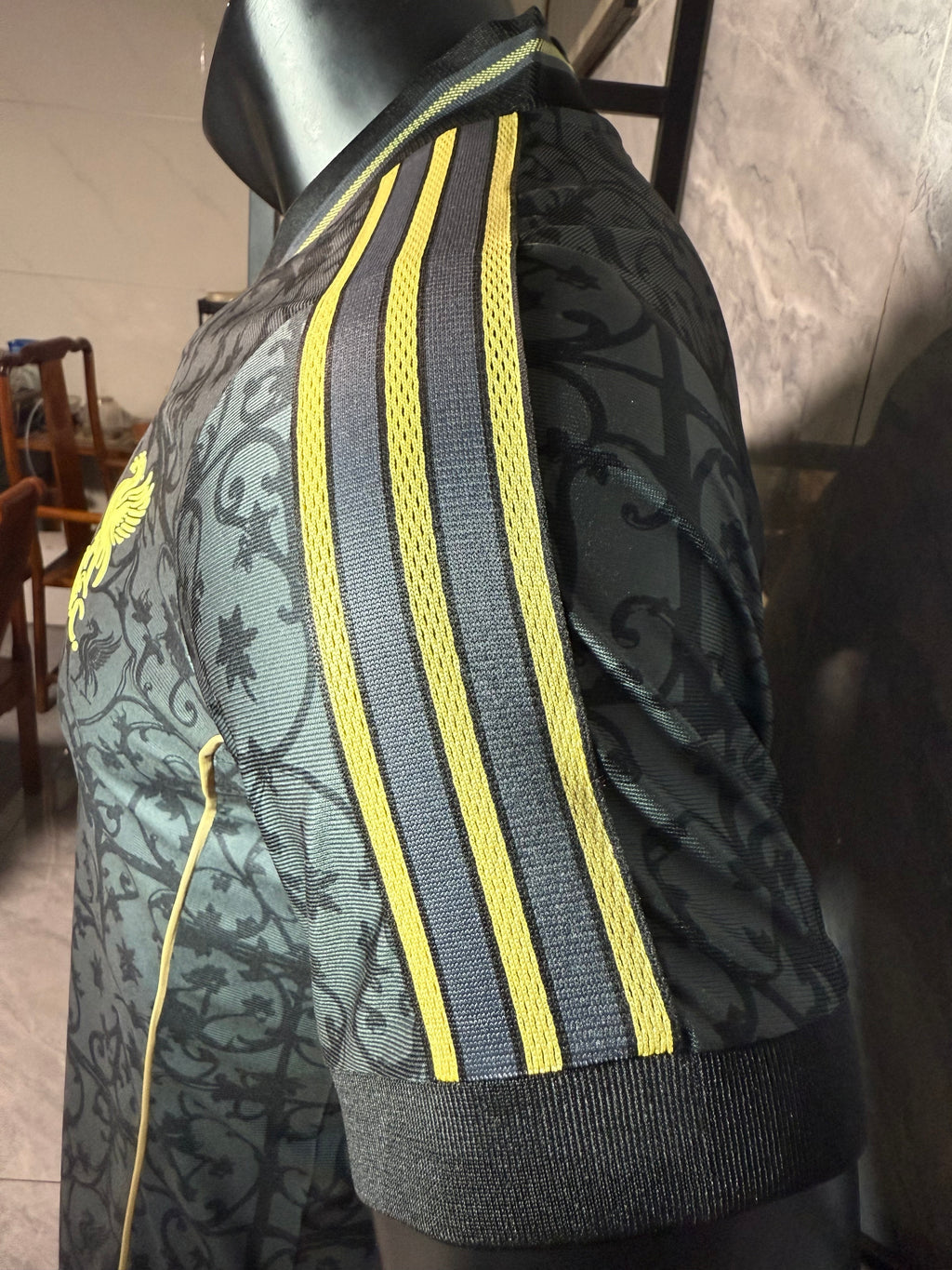 25-26利物浦复古款绿藤草玩家版本