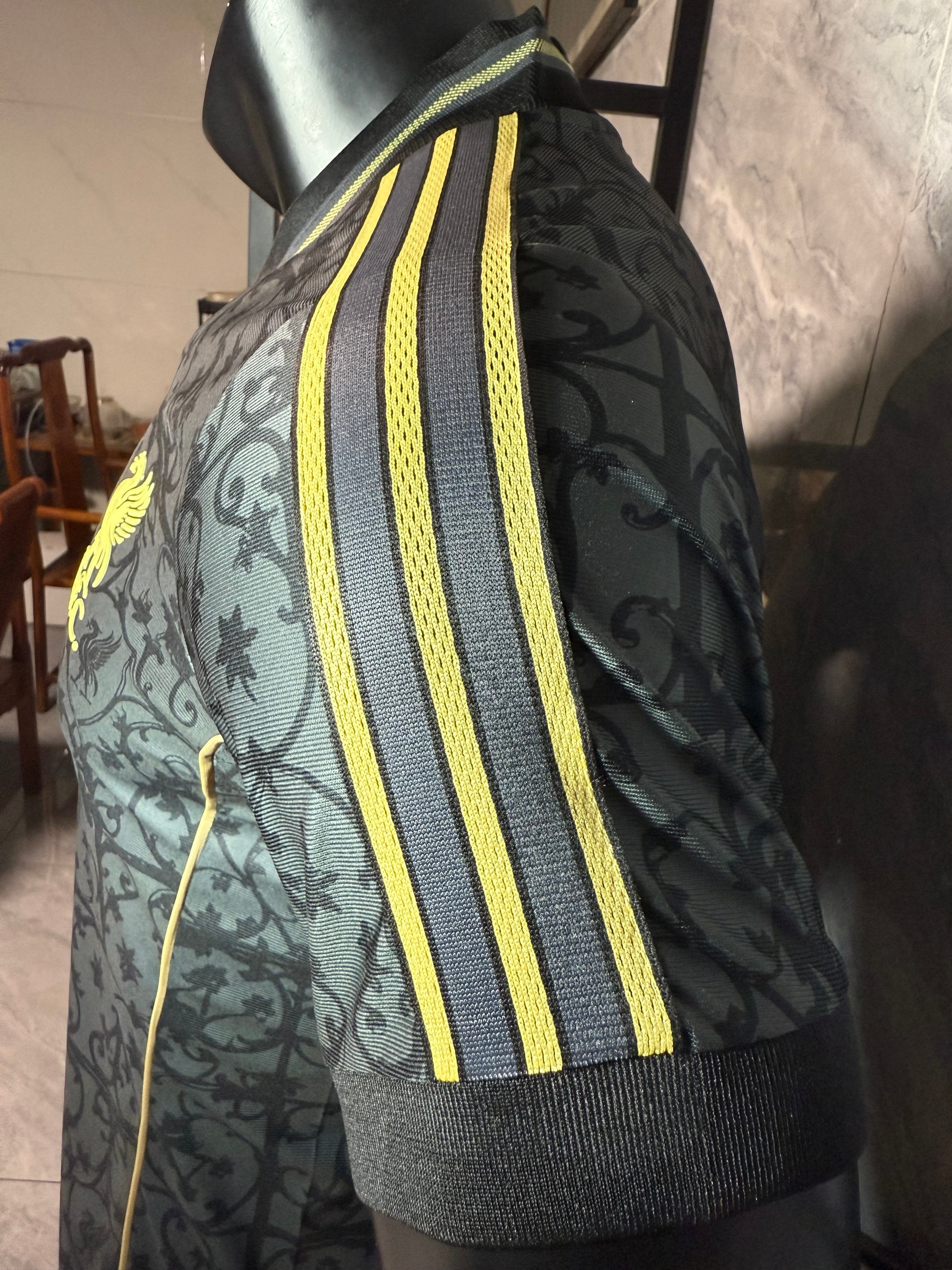 25-26利物浦复古款绿藤草玩家版本