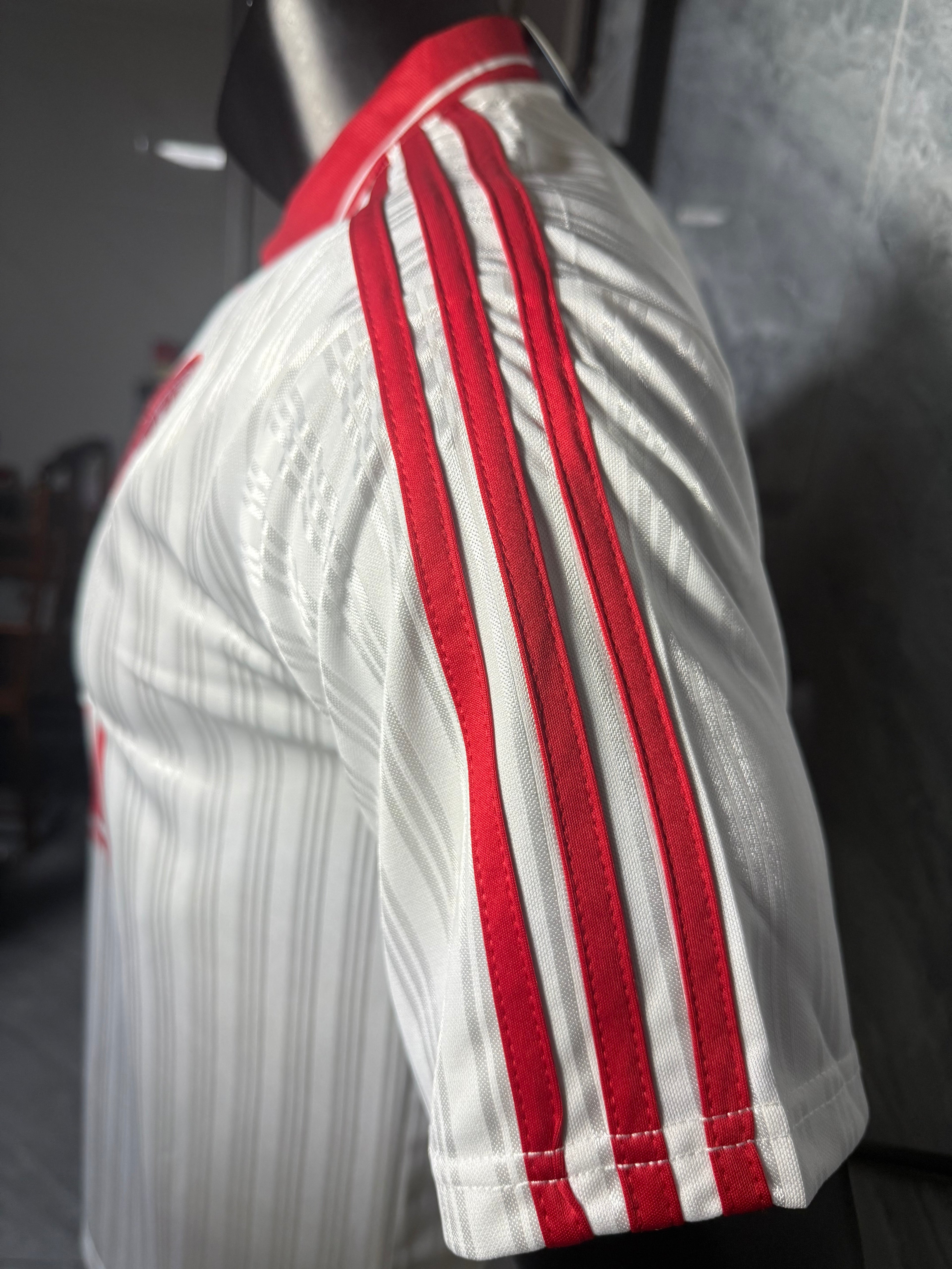 25-26绿洲Oasis乐队25周年纪念联名款白红玩家版本