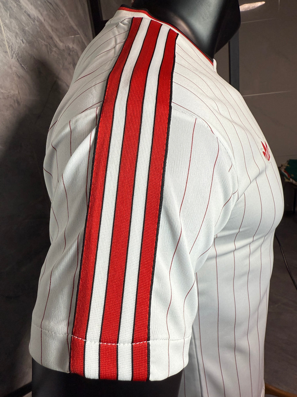 25-26曼联复古款三叶白玩家版本