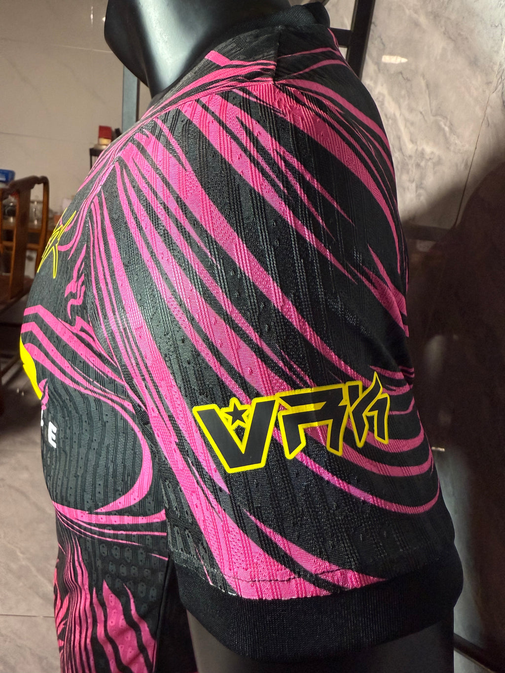 25-26VRK螺蛳粉玩家版本