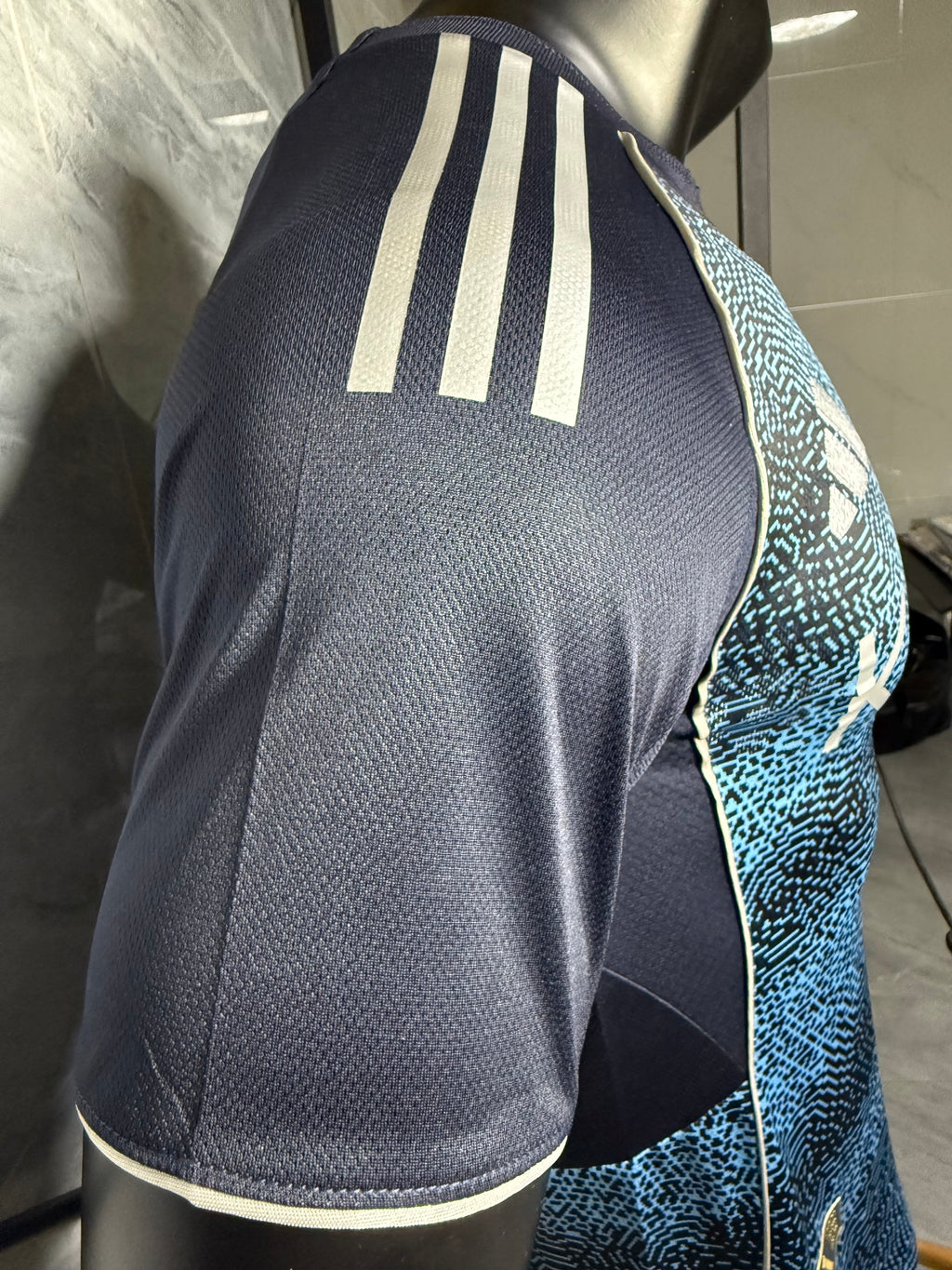 25-26利雅得胜利客场玩家版本