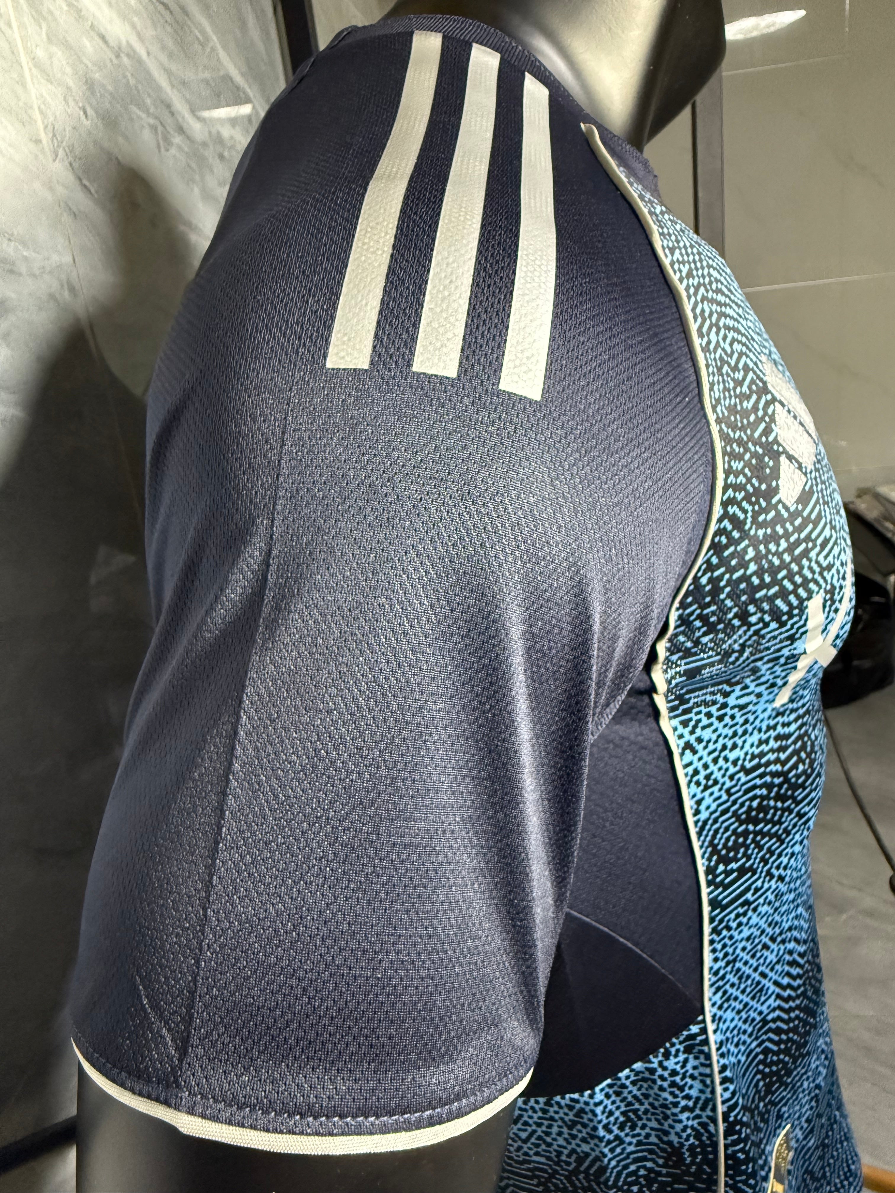 25-26利雅得胜利客场玩家版本