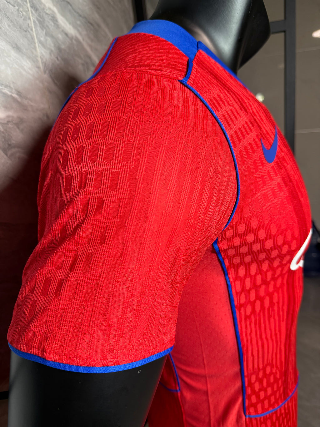 25-26巴黎二客T90系列红（无星版）玩家版本