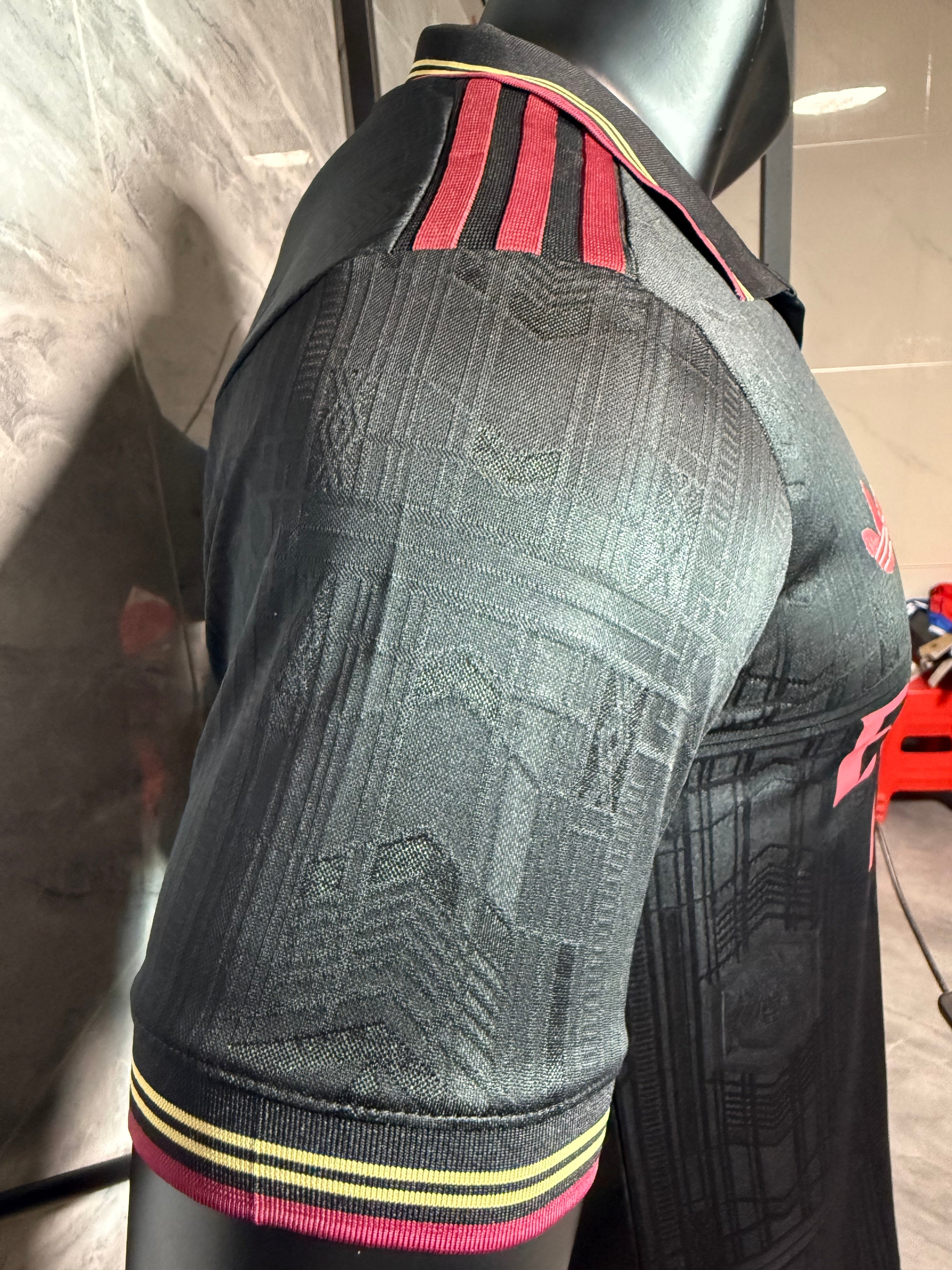 25-26阿森纳二客仿真版经典黑玩家版本