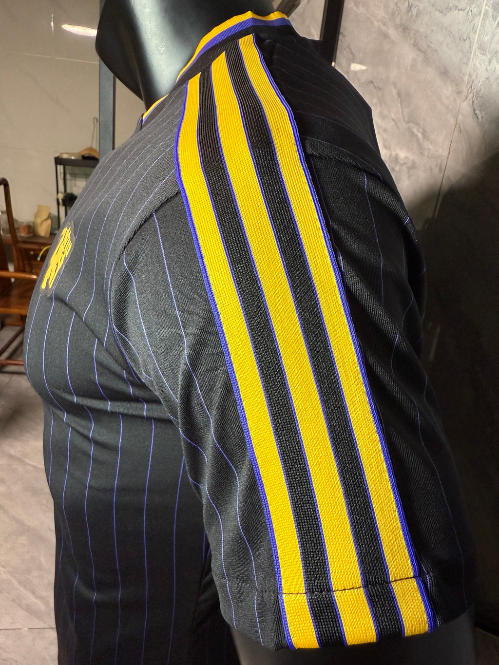 25-26曼联复古款三叶黑玩家版本