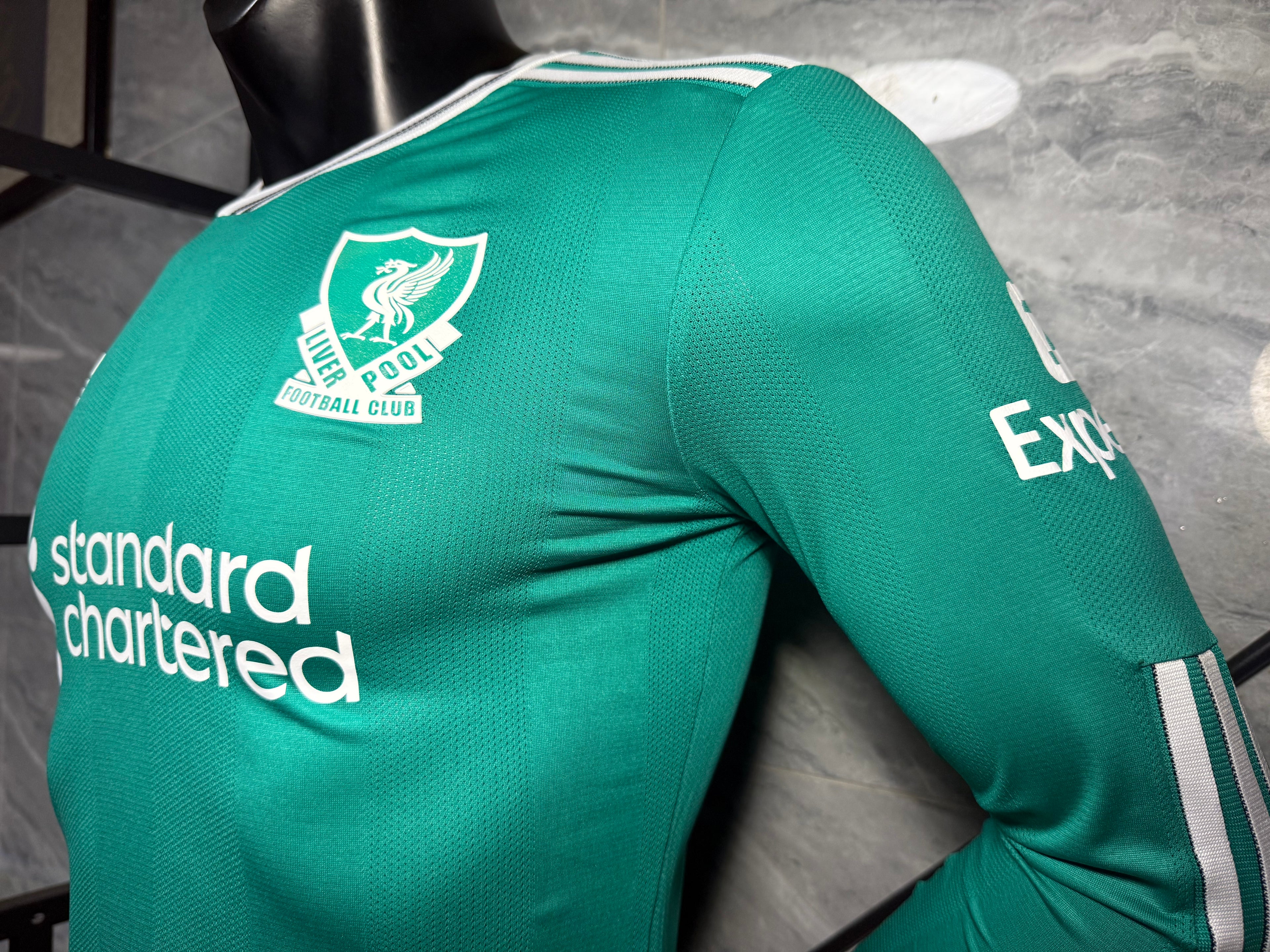 长袖球员 25-26利物浦二客