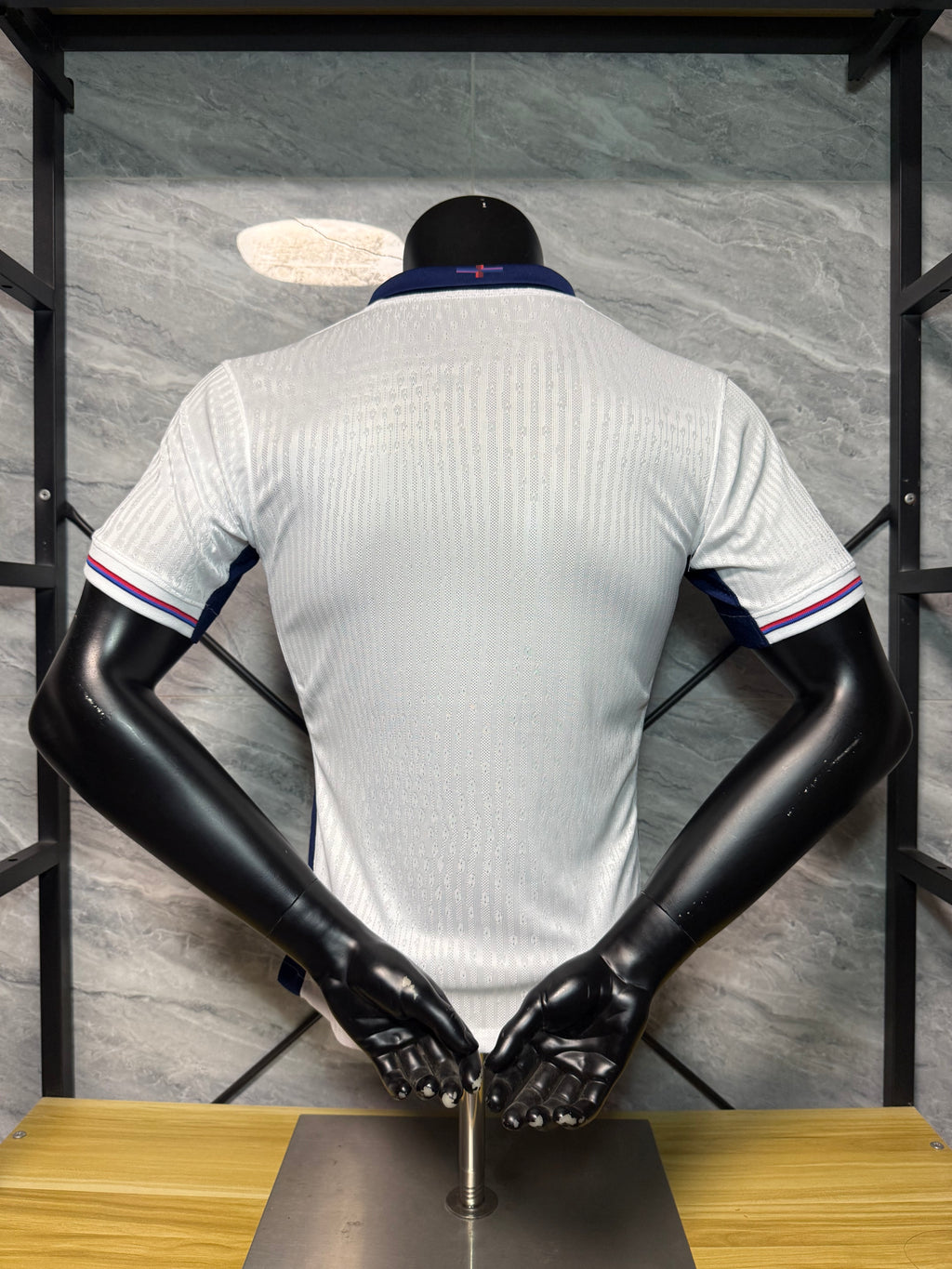 24-25英格兰主场玩家版本