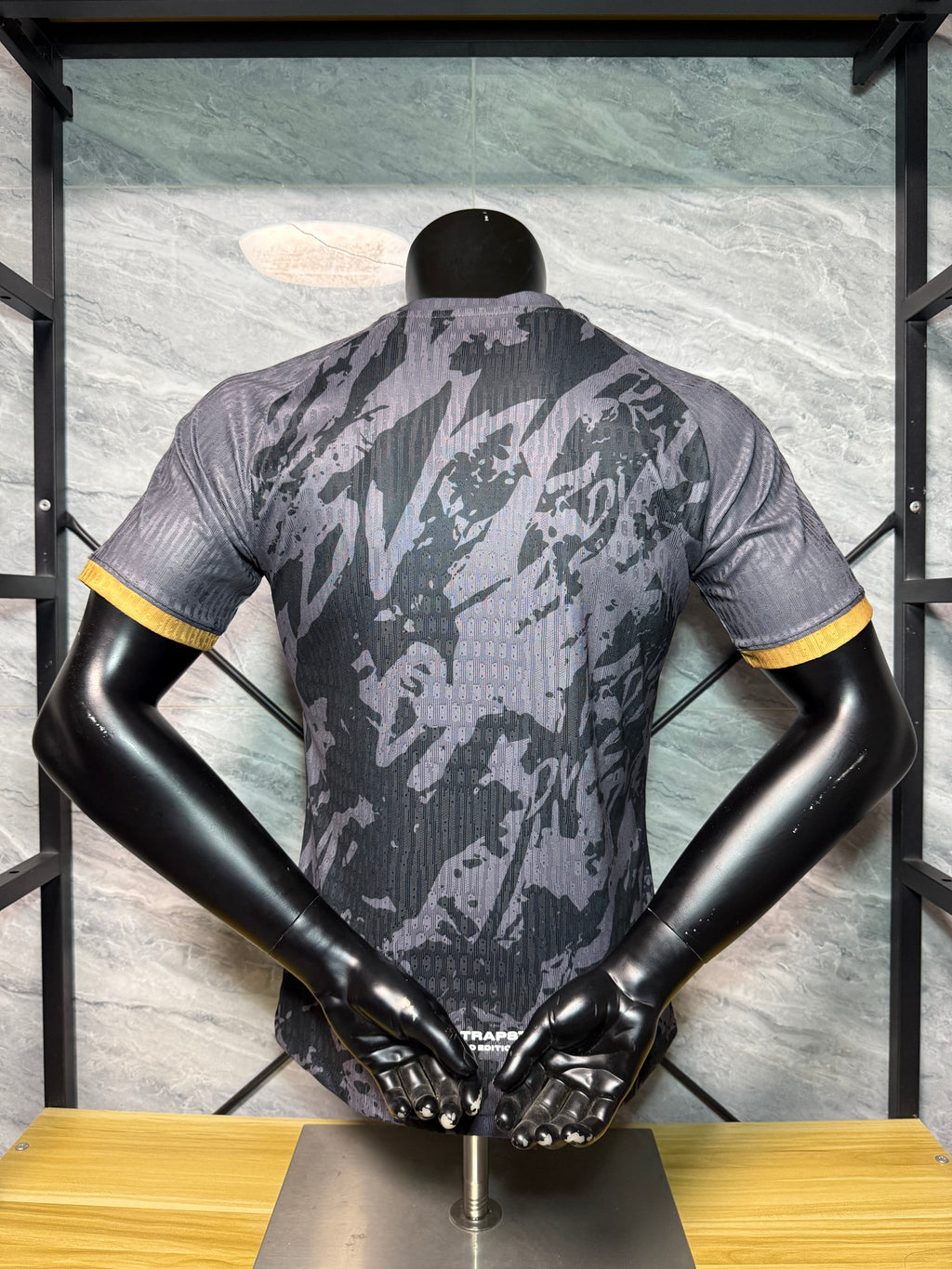 25-26特拉普说唱音乐黑灰