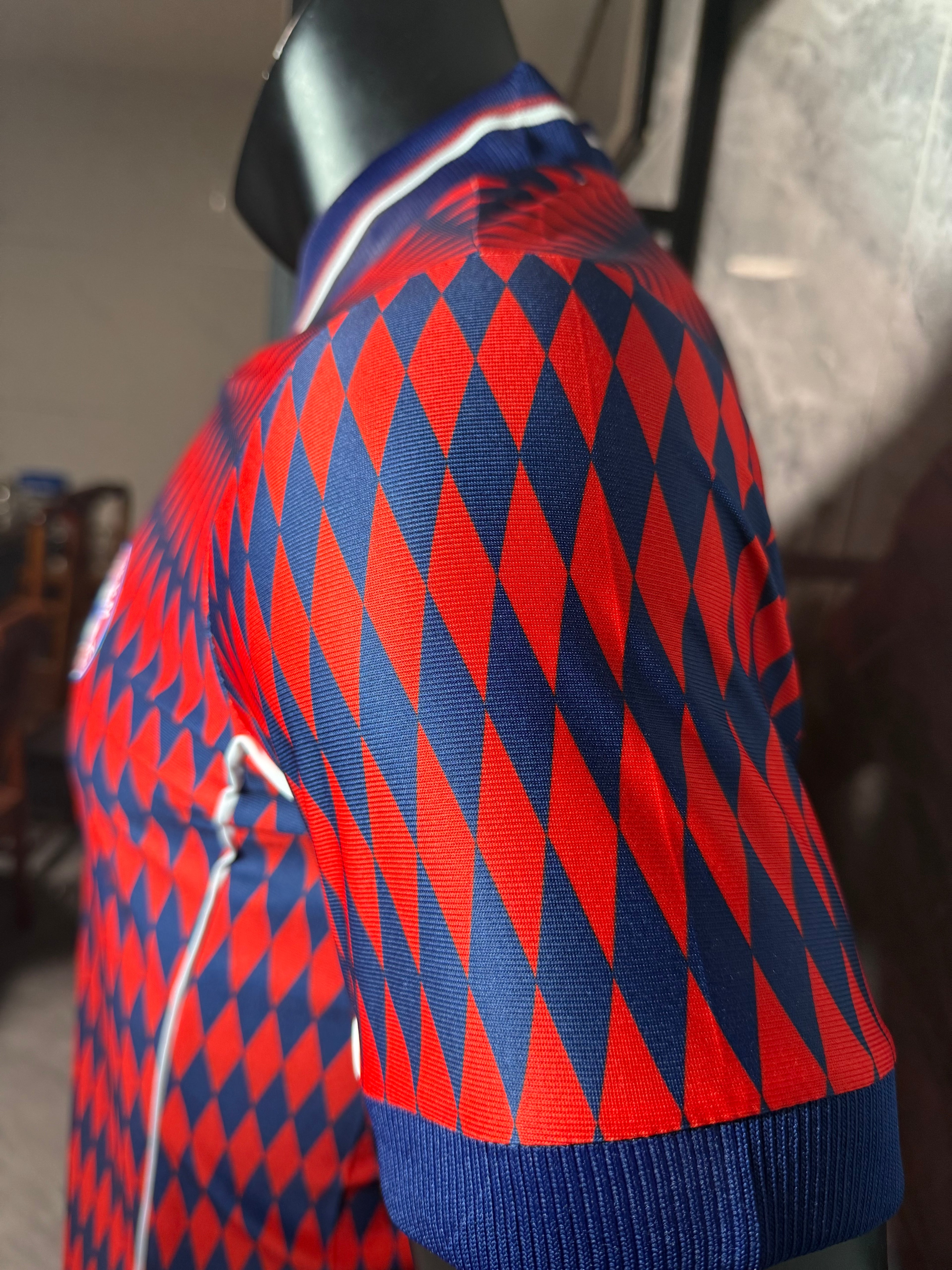 25-26拜仁复古款三叶红FBC